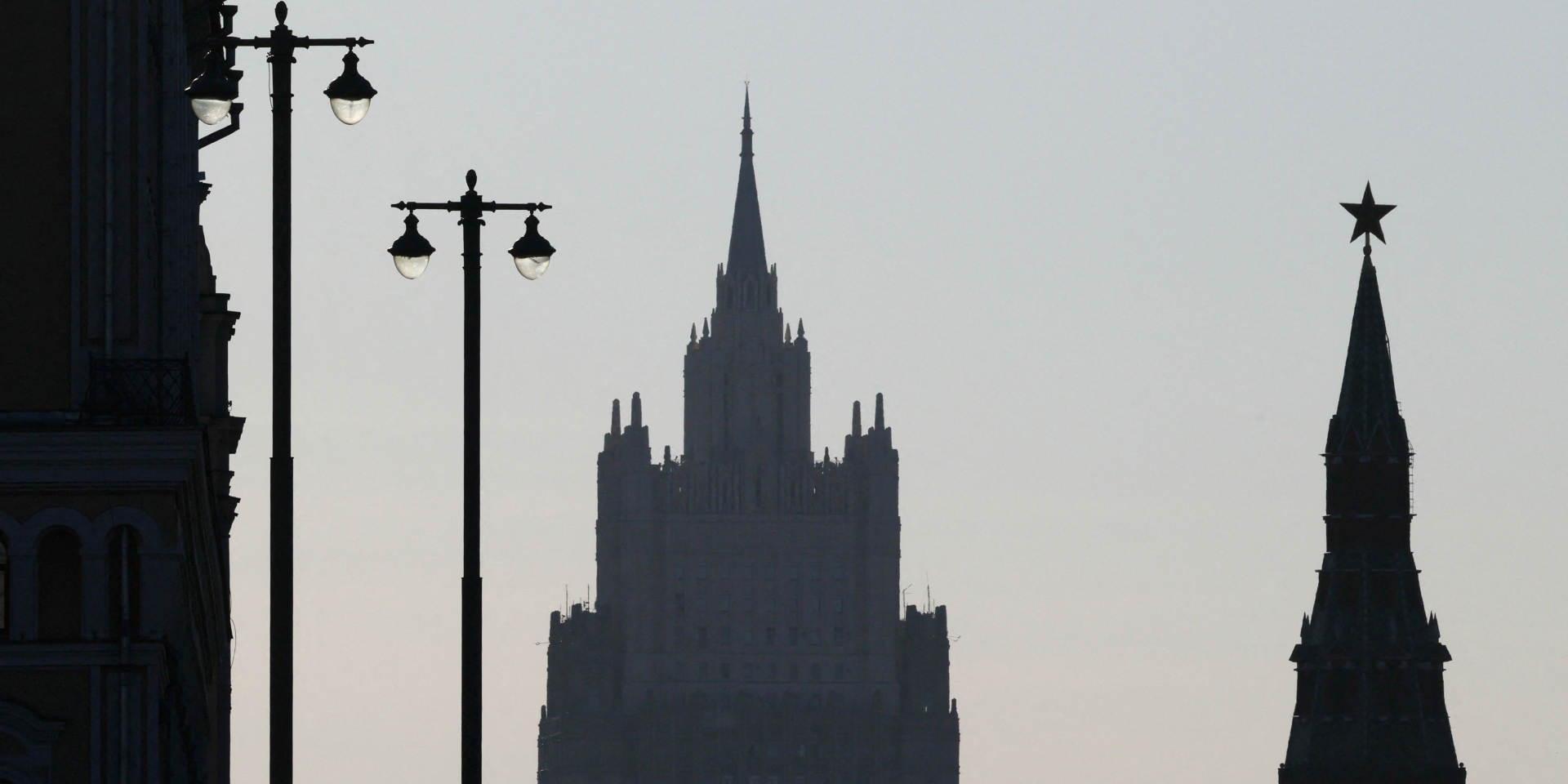 Путін тягне час і чекає чуда — Вадим Денисенко (Фото: REUTERS/Anastasia Barashkova)