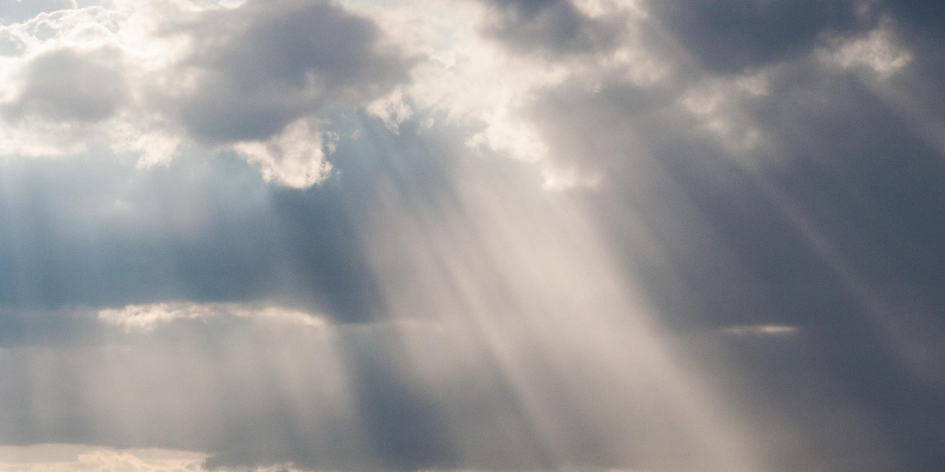 Ни за что не поверите. Физики нашли структуры, движущиеся быстрее света