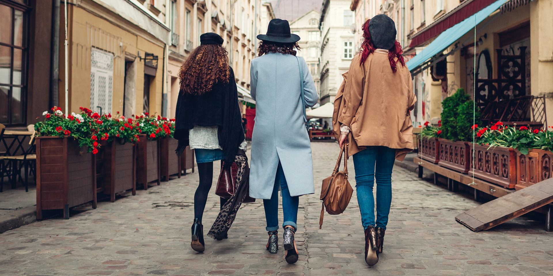 Женщины в возрасте от 15 до 34 лет. Почему треть молодых украинок нигде не учится и не работает и как они видят свое будущее — исследование