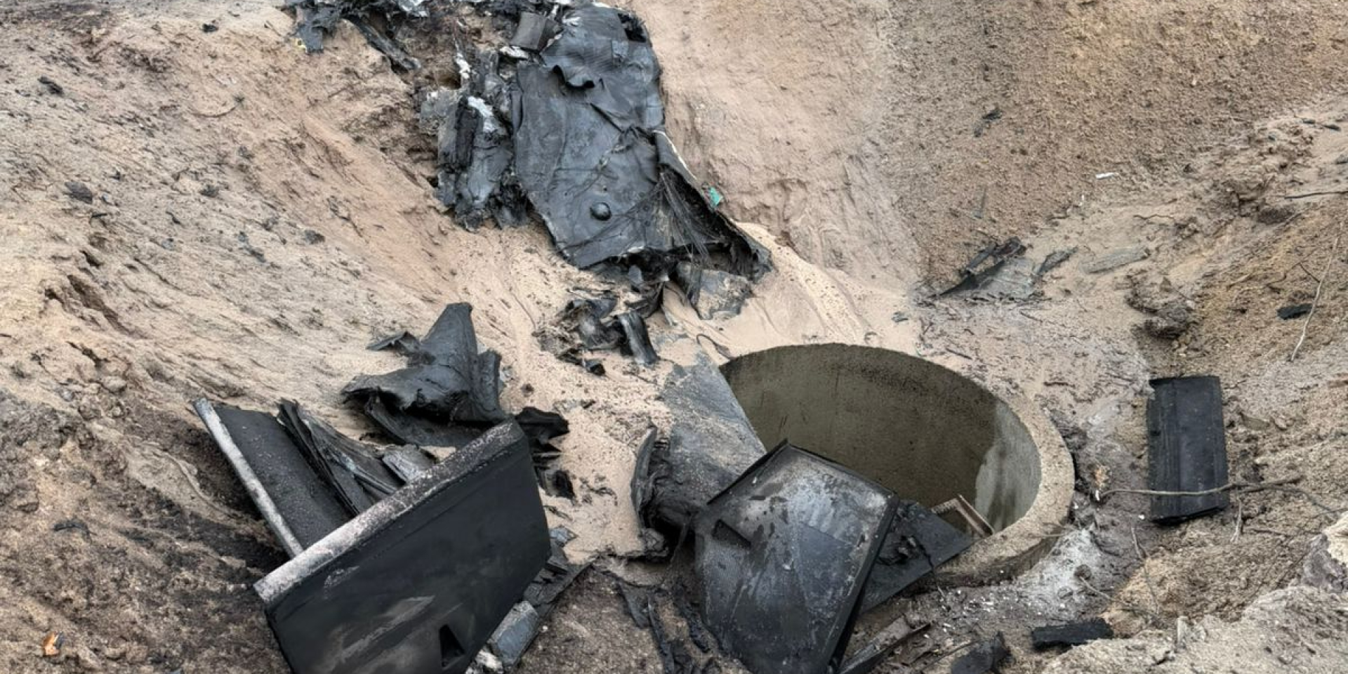 Между церемониями захоронения. Российский дрон повредил Национальное военное мемориальное кладбище