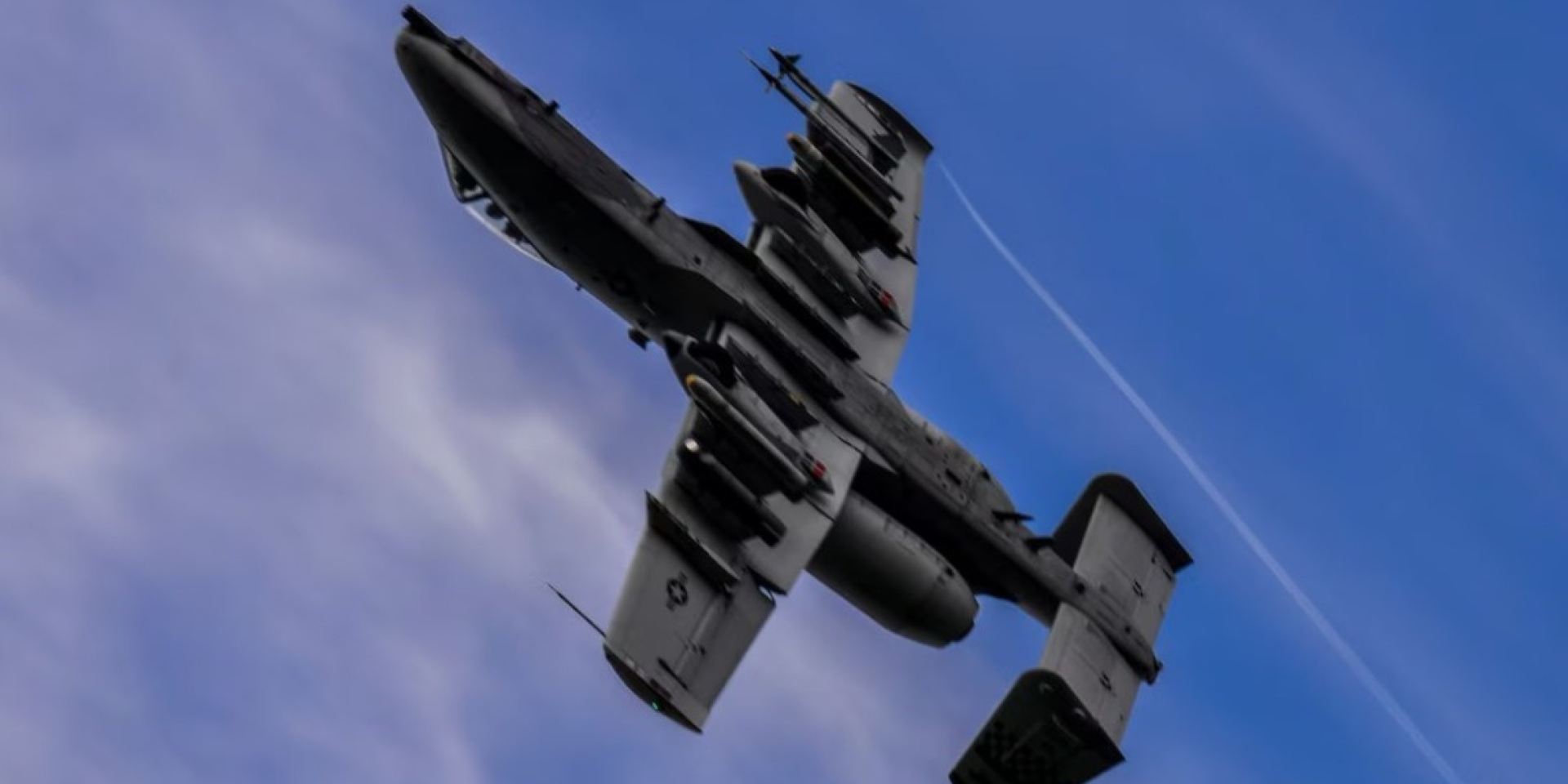 Еще один боевой самолет. В Иране неподалеку от Ормузского пролива разбился американский штурмовик A-10 Warthog — NYT