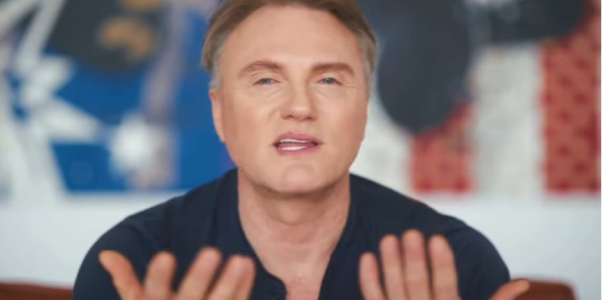 Євген Рибчинський у кліпі на пісню Ти красива така (Фото: Кадр із відео)