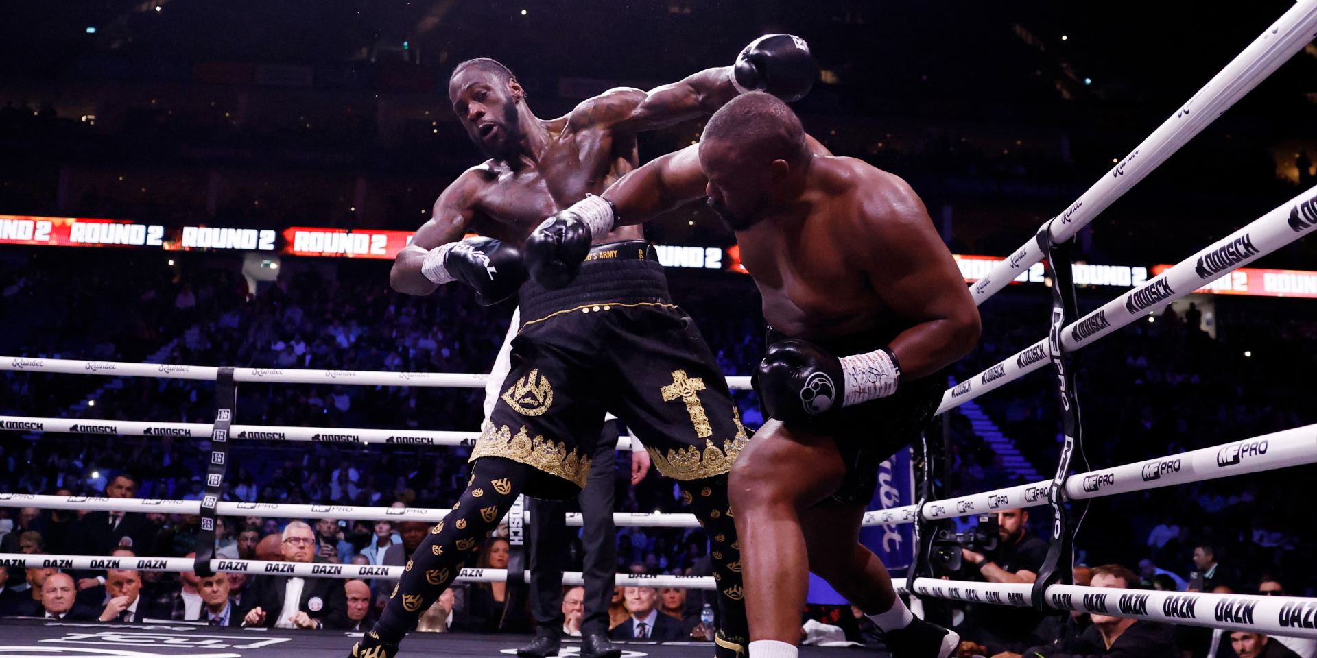 Деонтей Уайлдер победил Дерека Чисору раздельным решением судей — видео