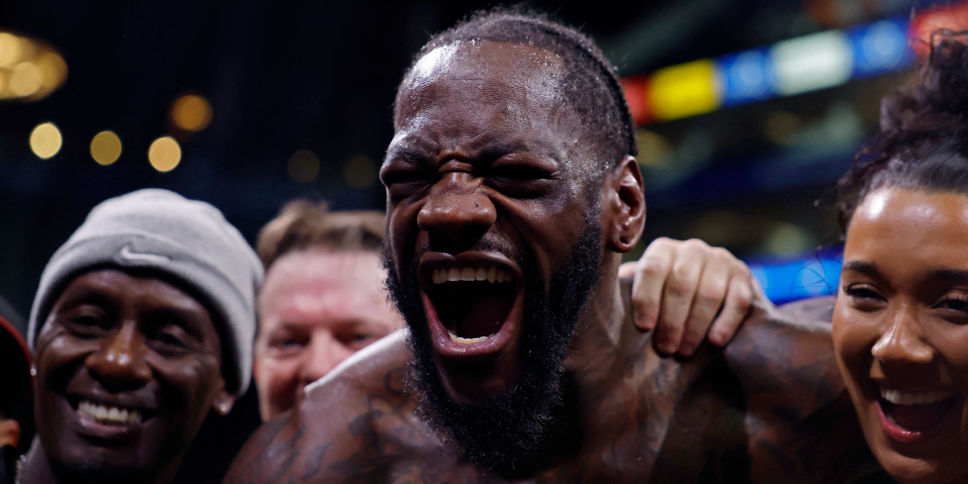 Британец улыбнулся. Уайлдер бросил вызов Джошуа после победы над Чисорой — видео