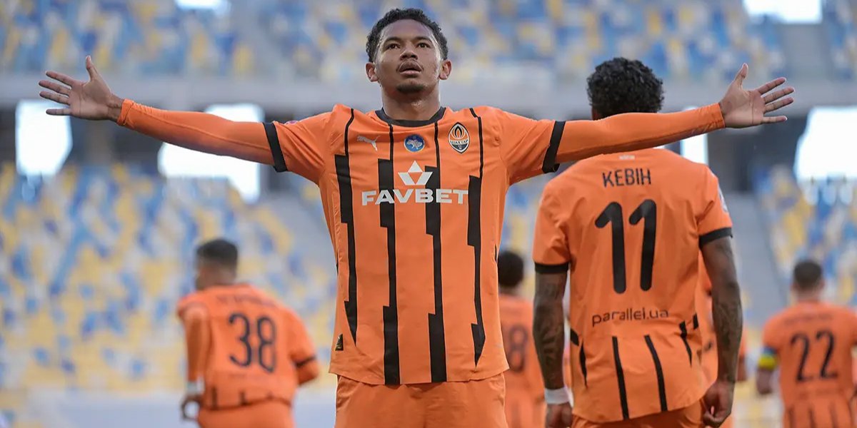 Шахтер разгромил Рух в чемпионате Украины и догнал ЛНЗ по очкам: турнирная таблица