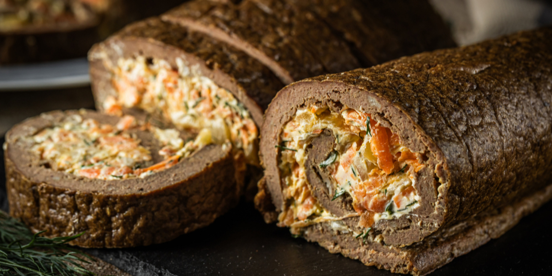 Щедрый стол. 10 блюд от шефа, которые стоит приготовить на Пасху заранее