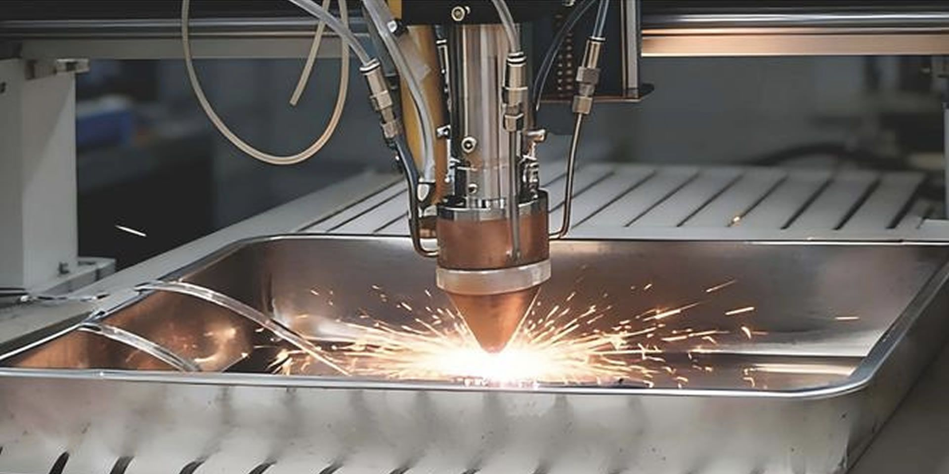 С помощью ИИ. Ученые создали сверхпрочную и гибкую сталь для 3D-печати