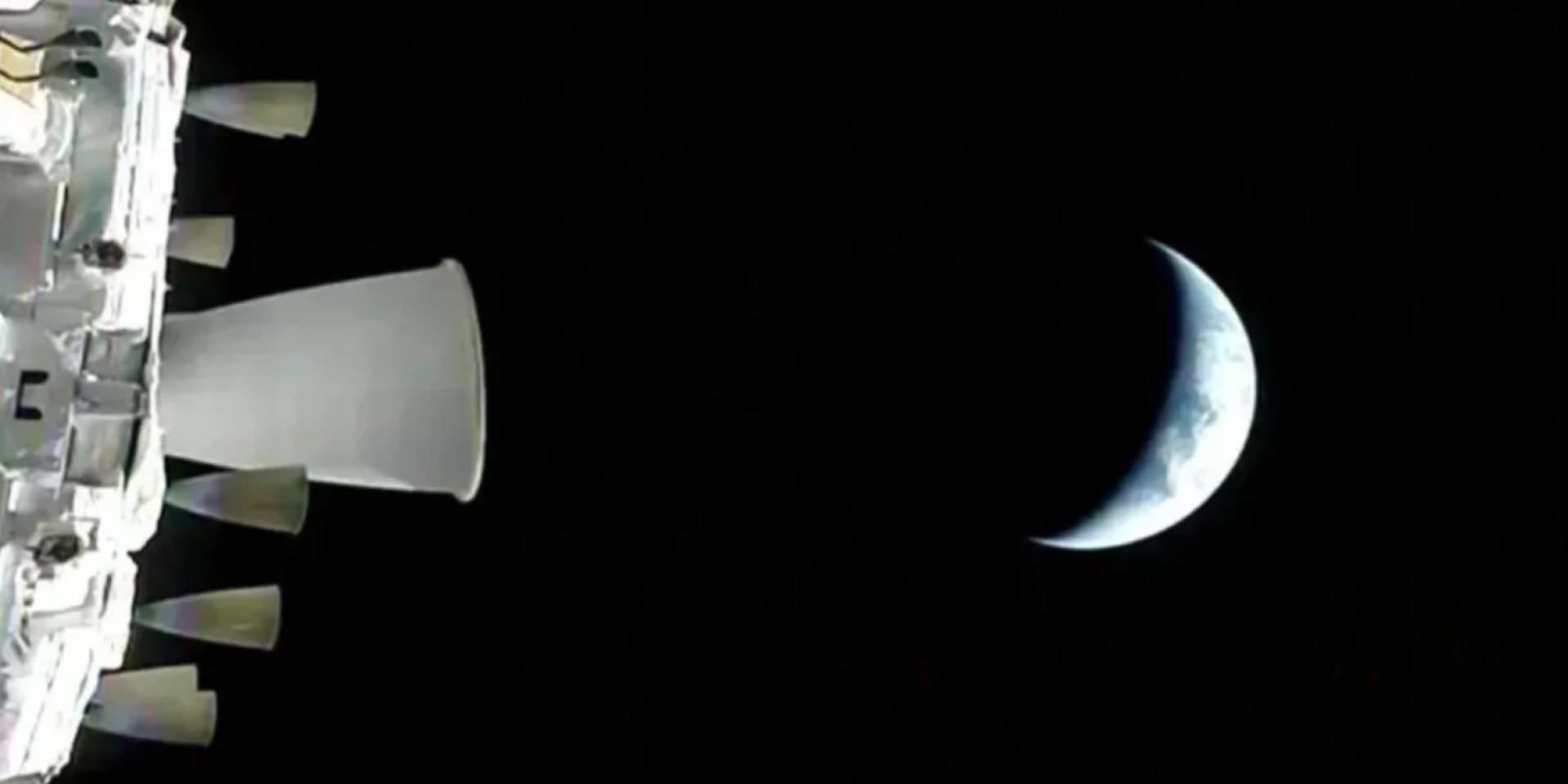 Netflix в прямом эфире покажет полет Artemis 2 вокруг Луны — когда смотреть в Украине