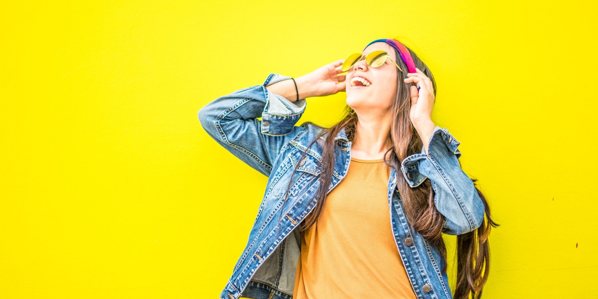 Богатые больше плачут. Простой образ жизни может делать людей счастливее — исследование