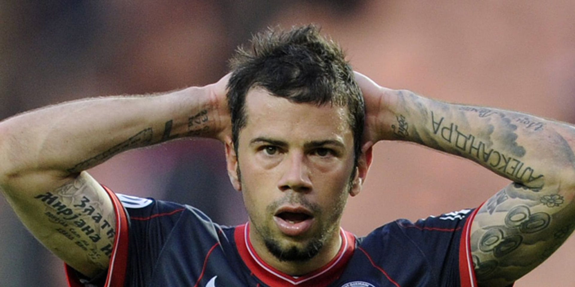 Трудно узнать. Экс-звезда ПСЖ и Челси удивил фанатов новой внешностью после завершения карьеры — фото