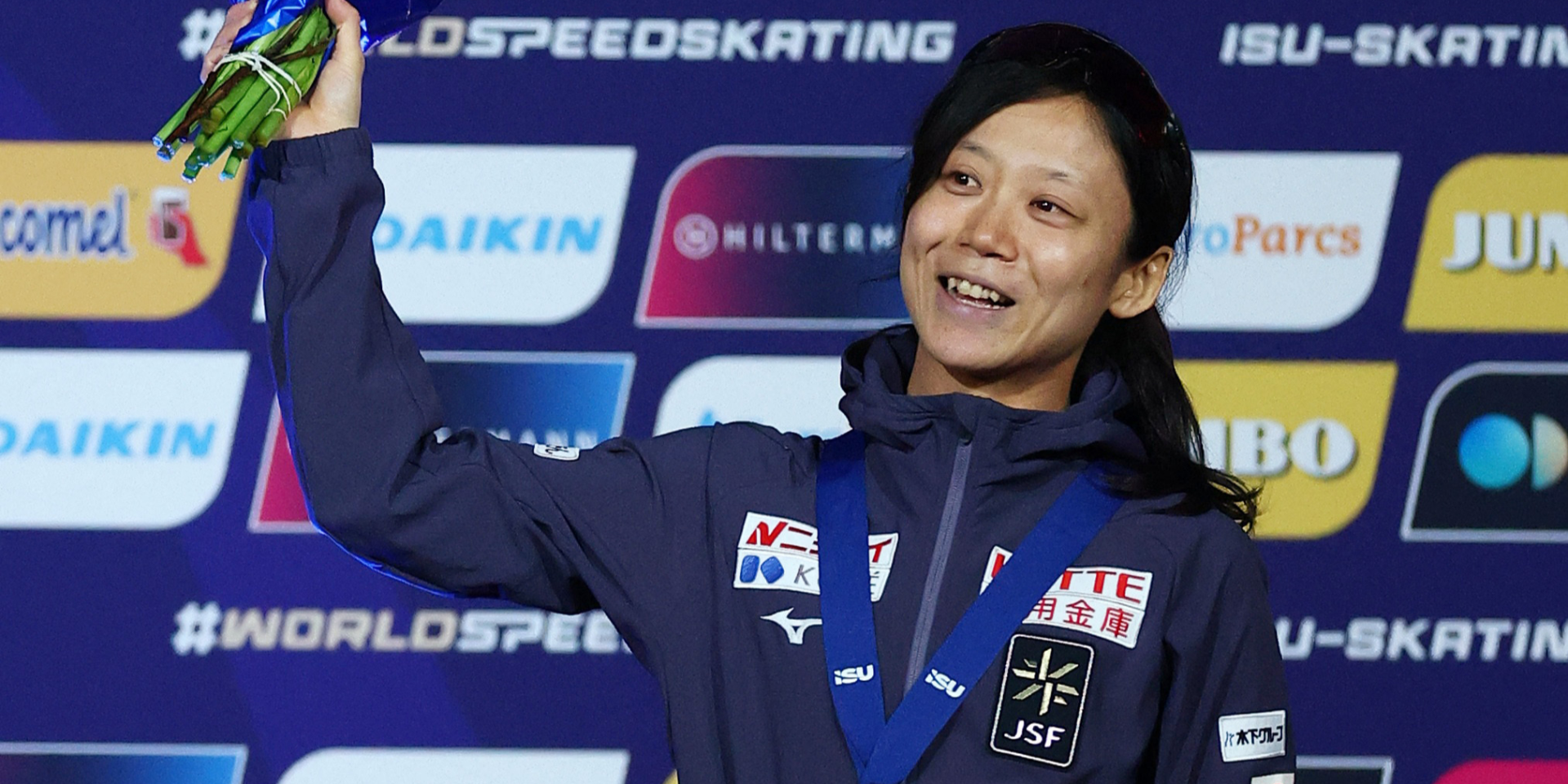 Дебютировала на Играх в 15 лет. 10-кратная олимпийская призерка завершила карьеру