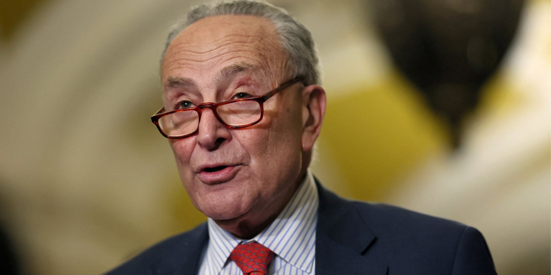 «Крайне больной человек». Лидер демократов в Сенате поставил под сомнение психическое состояние Трампа после заявления об «уничтожении» Ирана