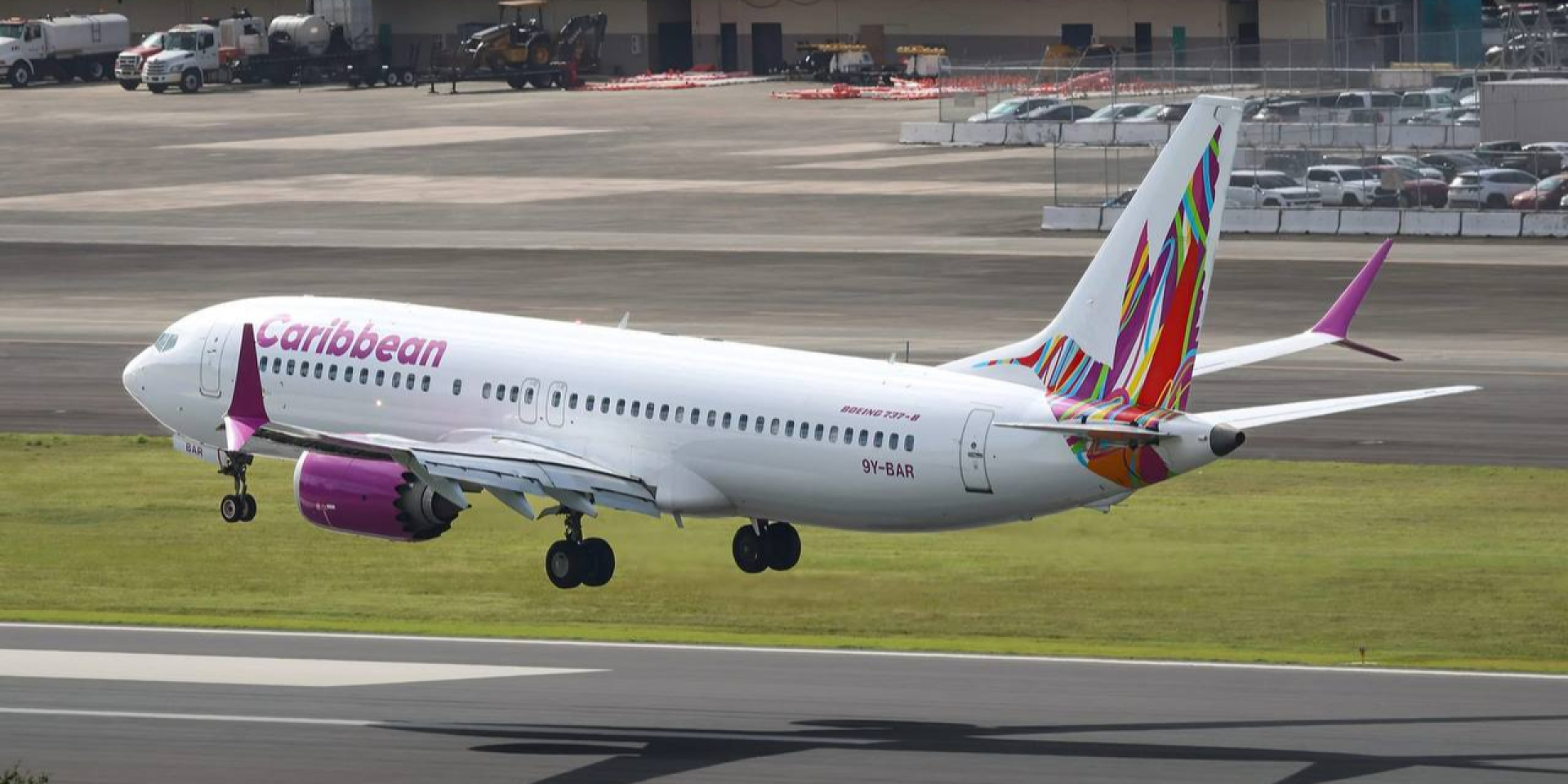 Жінка народила прямо в літаку (Фото: Caribbean Airlines/Facebook)
