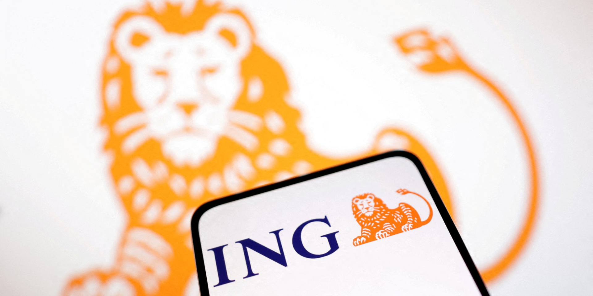 Путину не понравилось. Европейский финансовый гигант не смог продать дочерний банк в РФ