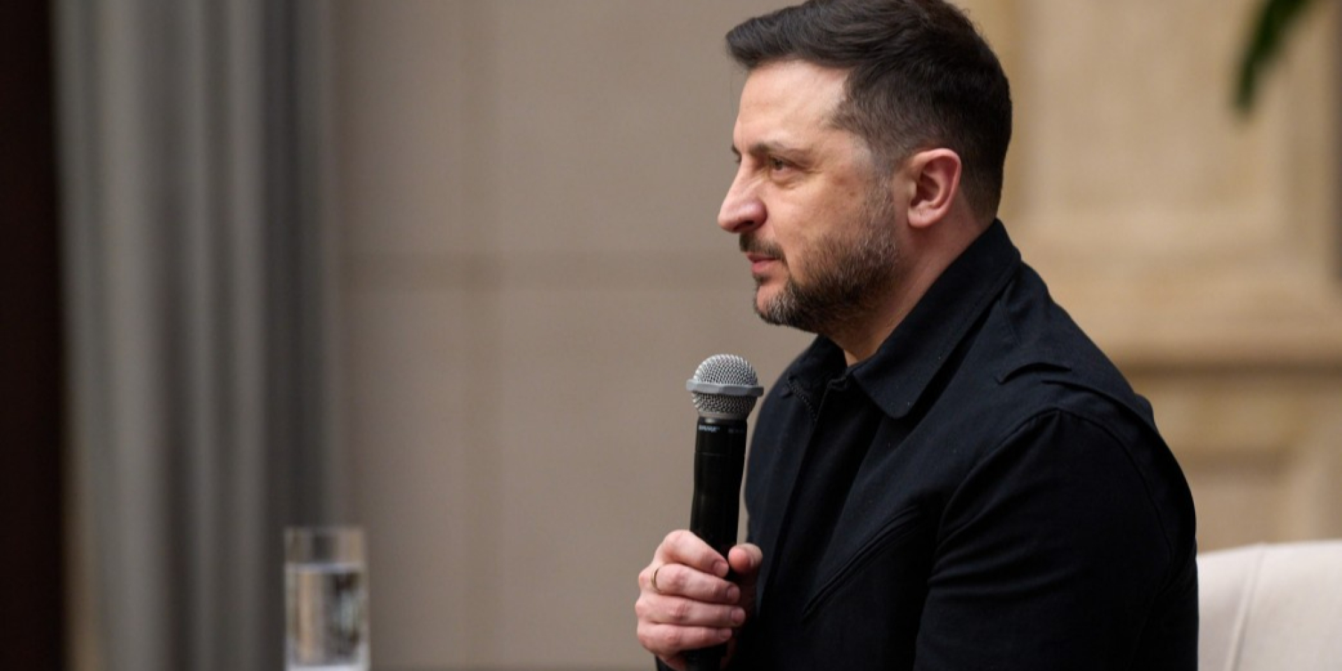 «Каждый квадратный метр — это украинская земля», Зеленский ответил на заявление Венса о «торгах за несколько квадратных километров»