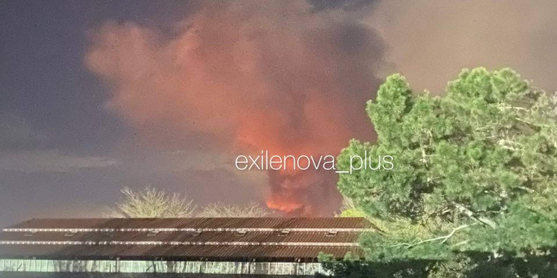 В Краснодарском крае раздаются взрывы, сообщается об атаке БПЛА на нефтеперекачивающую станцию Крымская