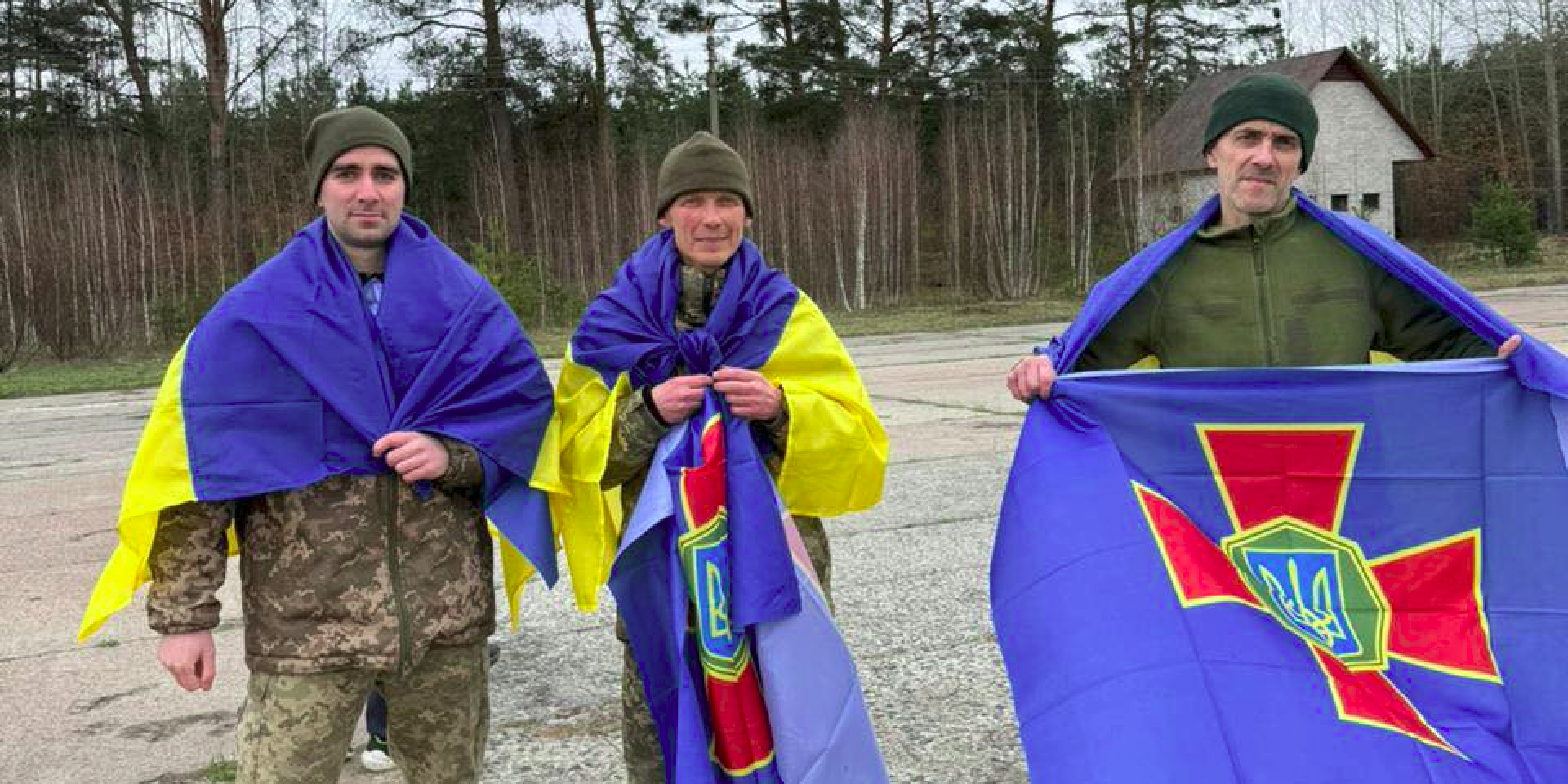 В рамках Пасхального обмена пленными в Украину вернули 12 военных корпуса Азов