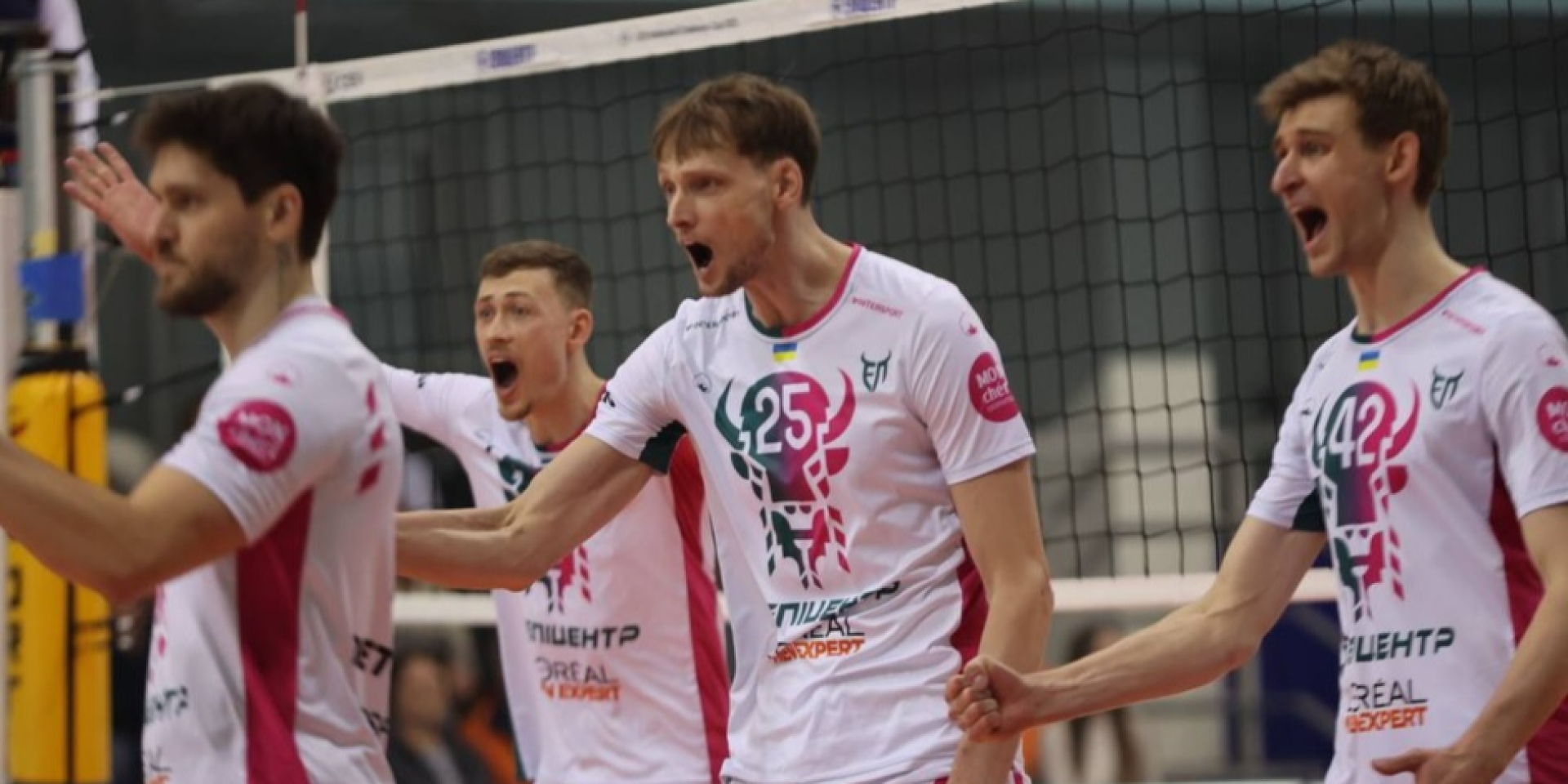 Эпицентр-Подоляны после драматичного матча в третий раз стали чемпионами Украины по волейболу