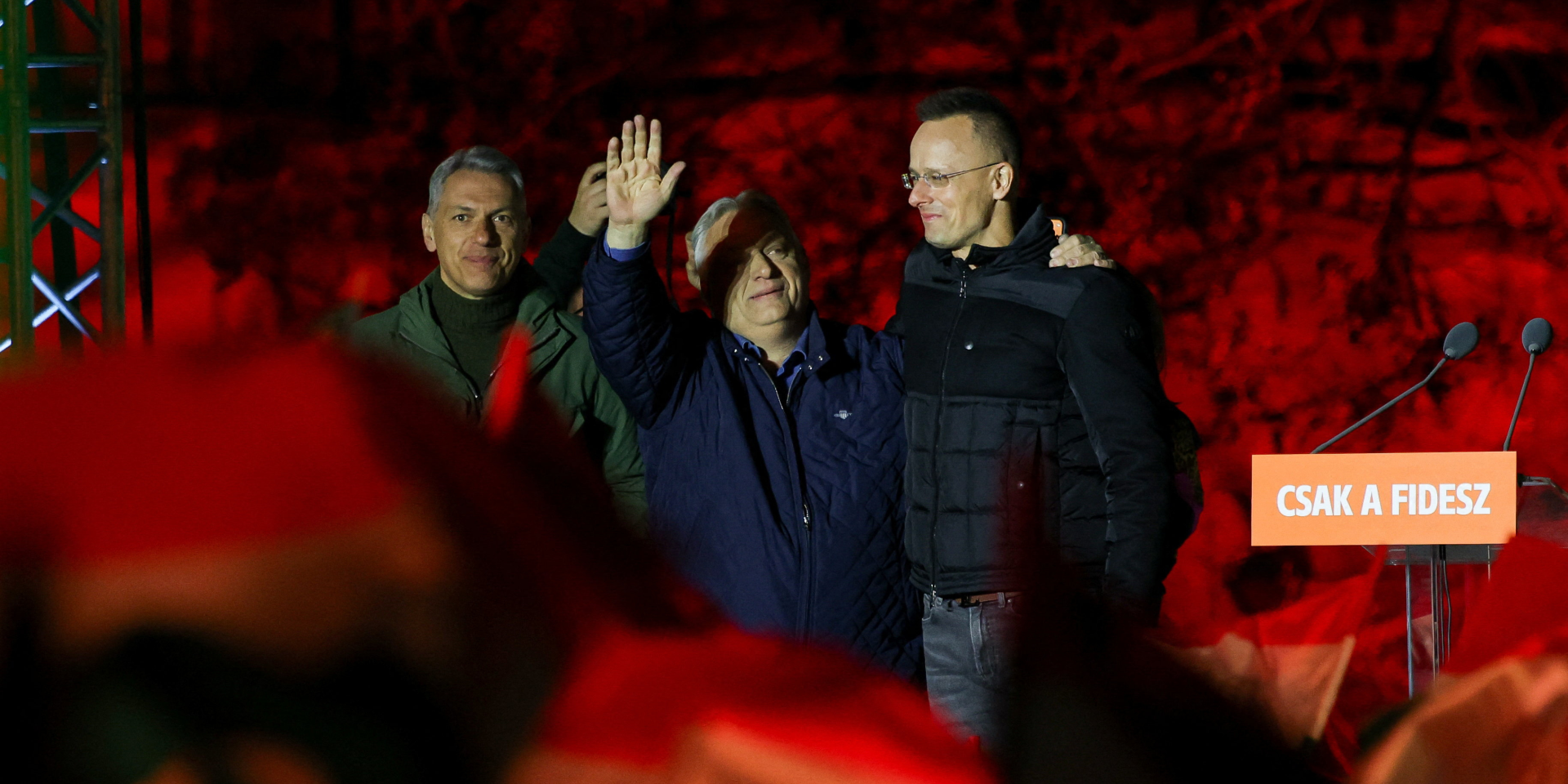 Сийярто исчез из публичного пространства после поражения Орбана на выборах — СМИ