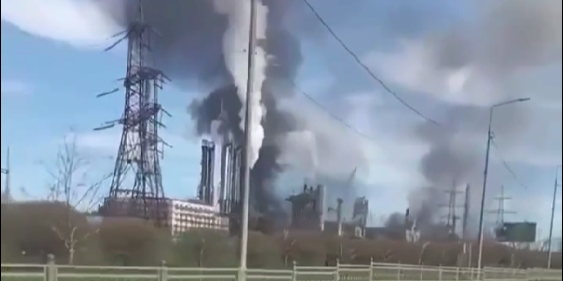 Fire at Cherepovets-Azot, April 13 (Photo: Exilenova+ via Telegram)