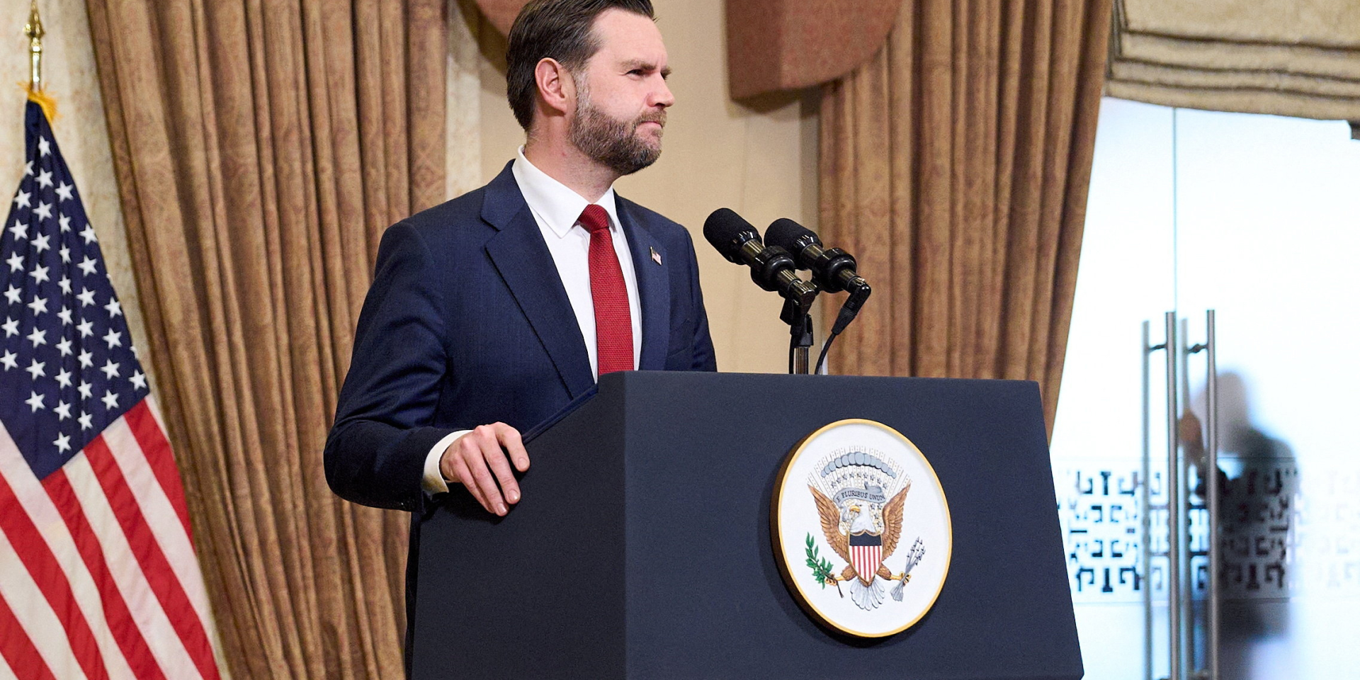 После переговоров с Ираном Вашингтон ждет гибкости от Тегерана — Вэнс