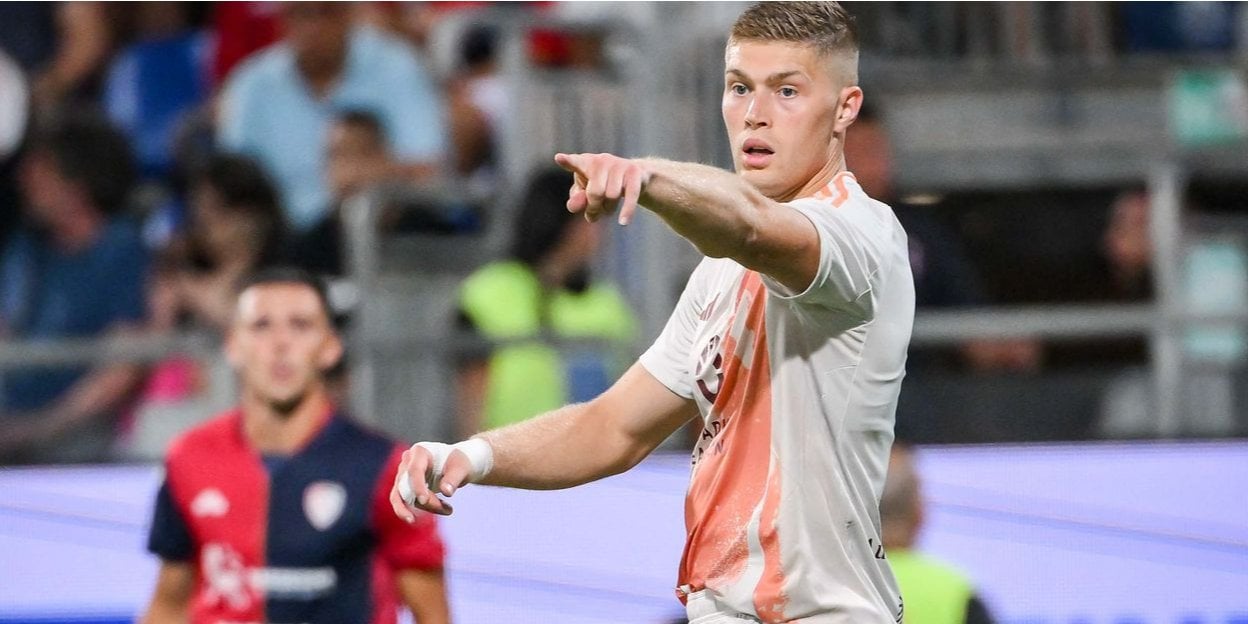 Рома определилась с будущим Довбика: украинец попал в список на выход — СМИ