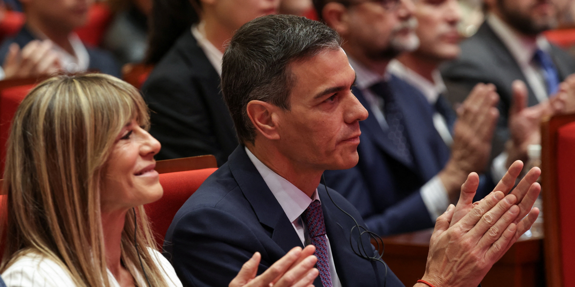 Жену премьера Испании обвиняют в коррупции и злоупотреблении влиянием ради собственных интересов