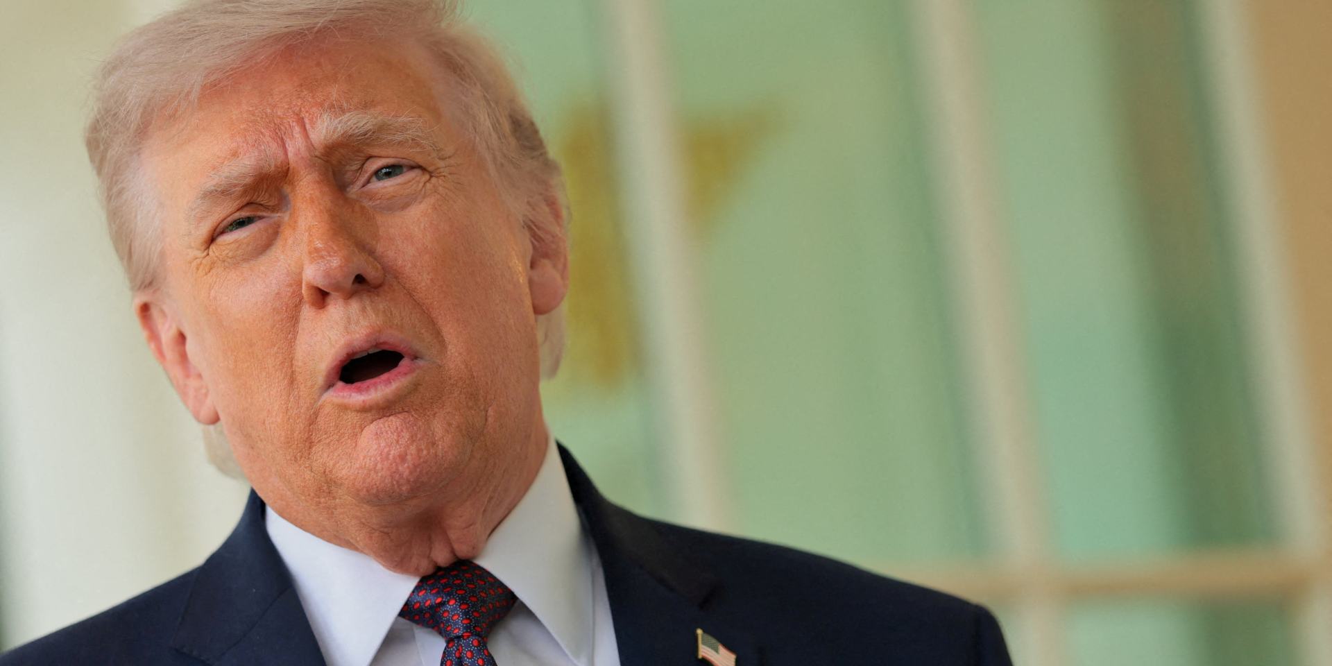 Трамп заявив про розгортання американських мінних тральників у&nbsp;районі Ормузької протоки (Фото: REUTERS/Jonathan Ernst)