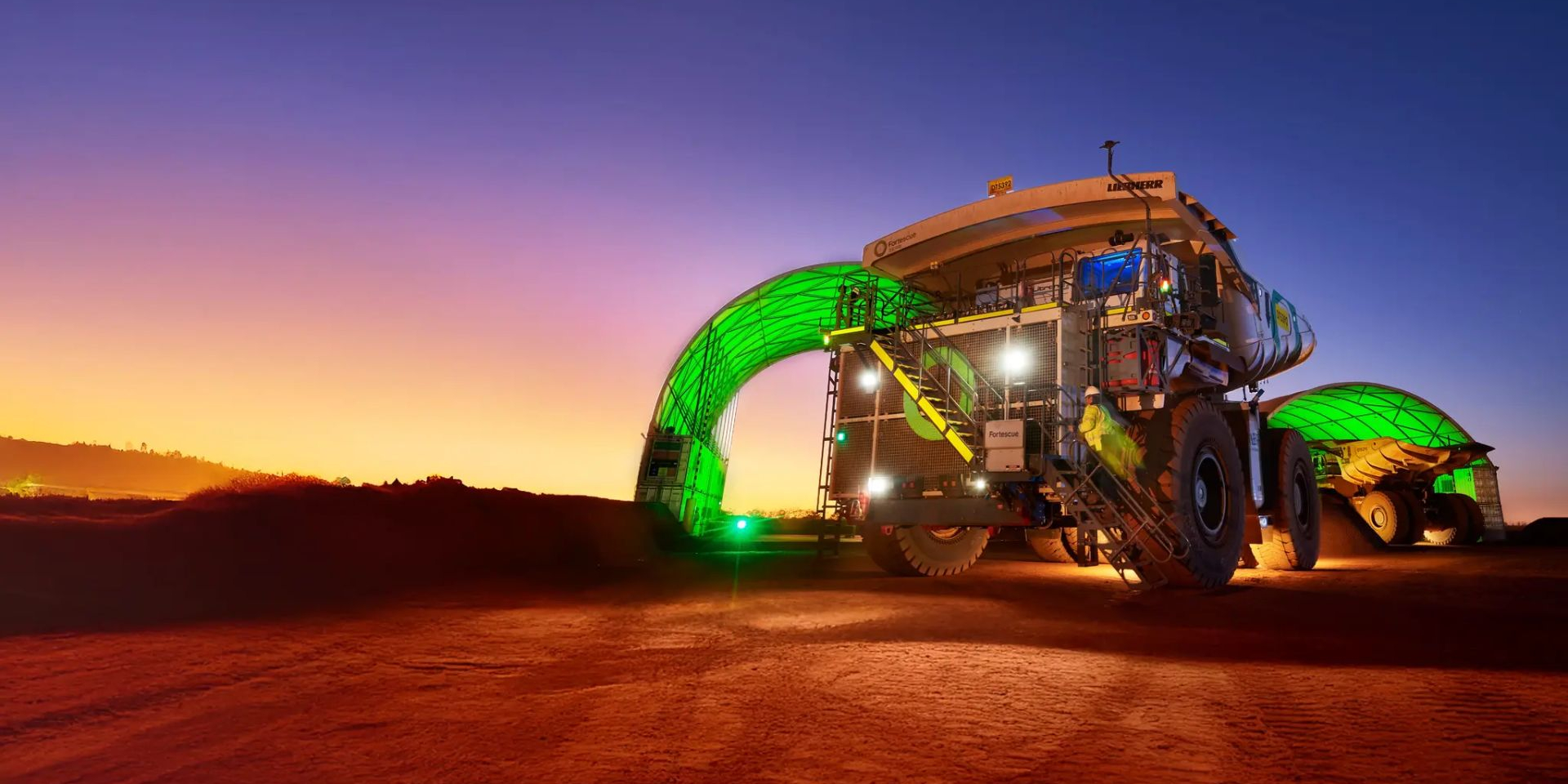 Из солнца, ветра и батарей. Австралийская компания строит автономную энергосистему для шахт