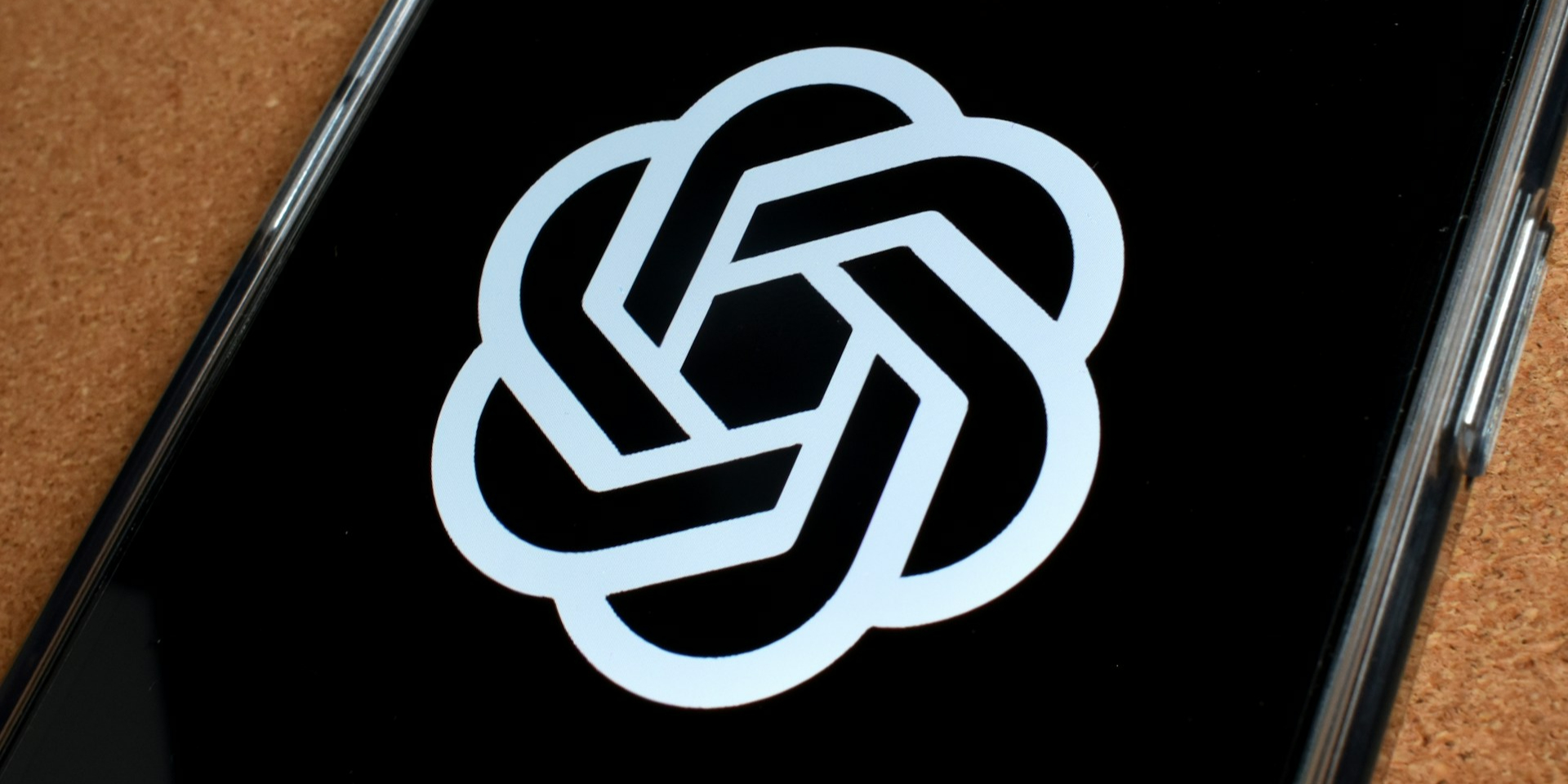 OpenAI випустила ШІ-модель GPT-5.4-Cyber (Фото: Unsplash)