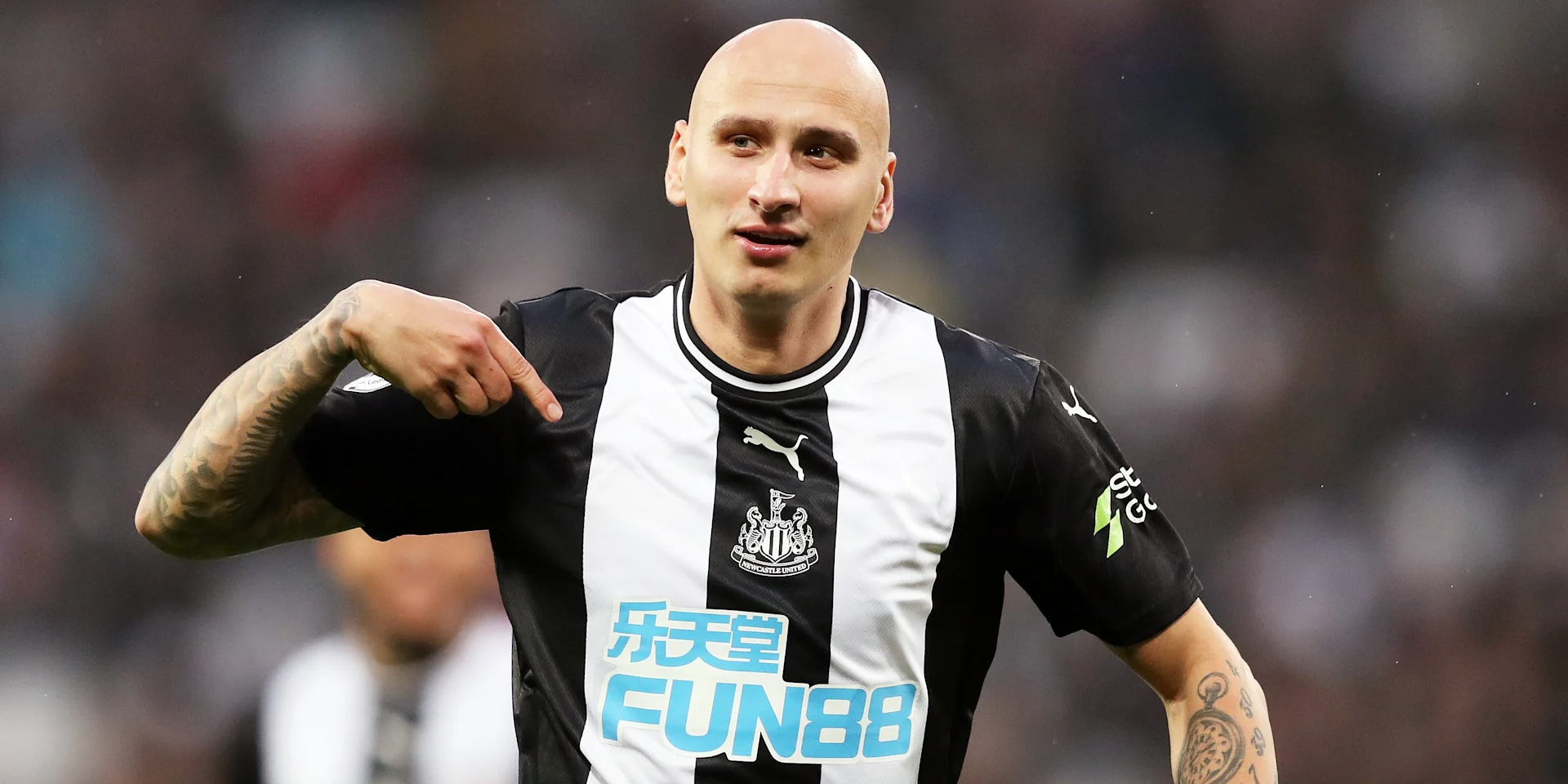 Играл под руководством Турана. Экс-игрок сборной Англии завершил карьеру и возглавил клуб в ОАЭ