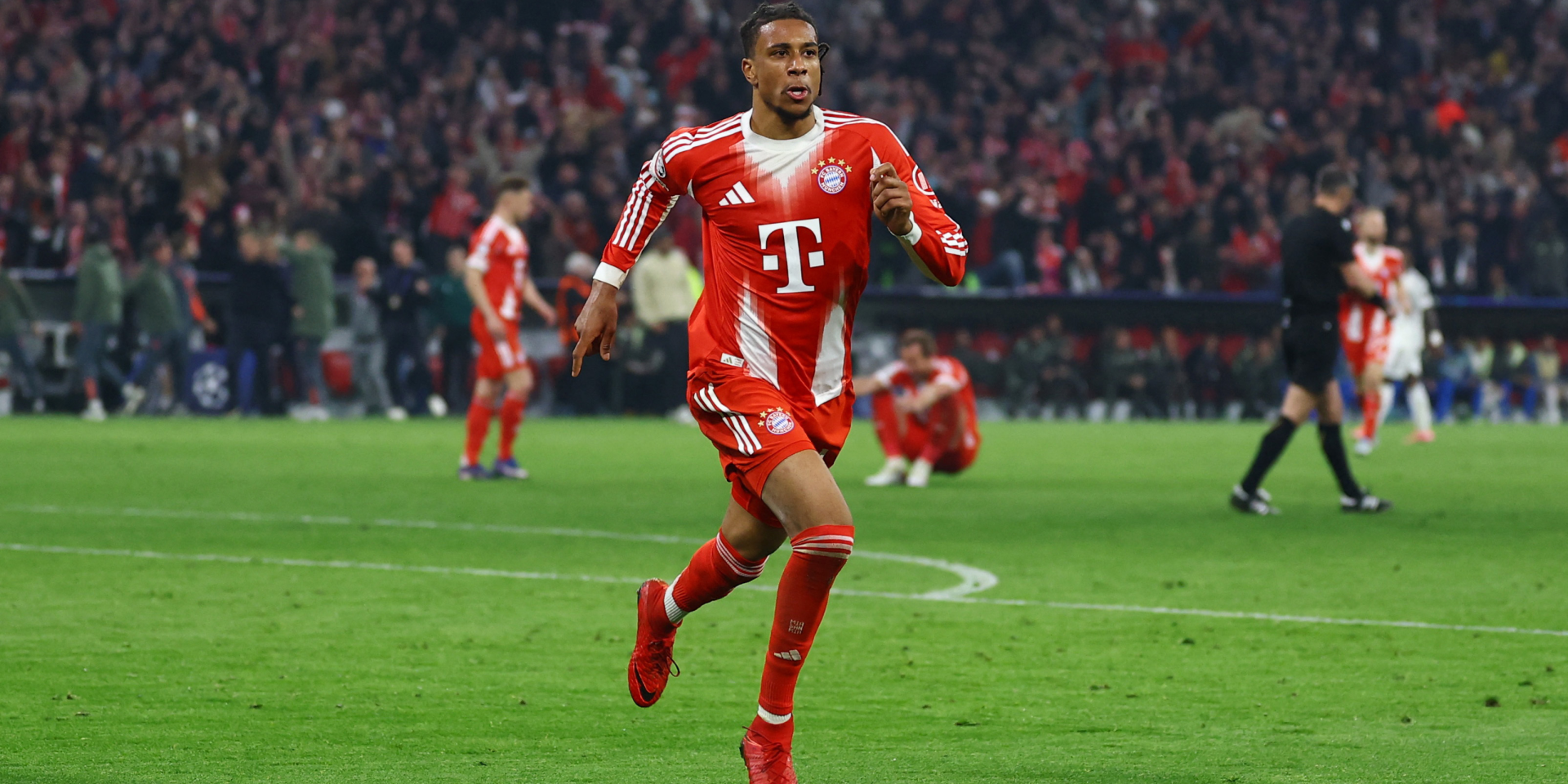 Олисе обошел Мбаппе, Дембеле — седьмой. Goal назвал главных фаворитов на Золотой мяч-2026