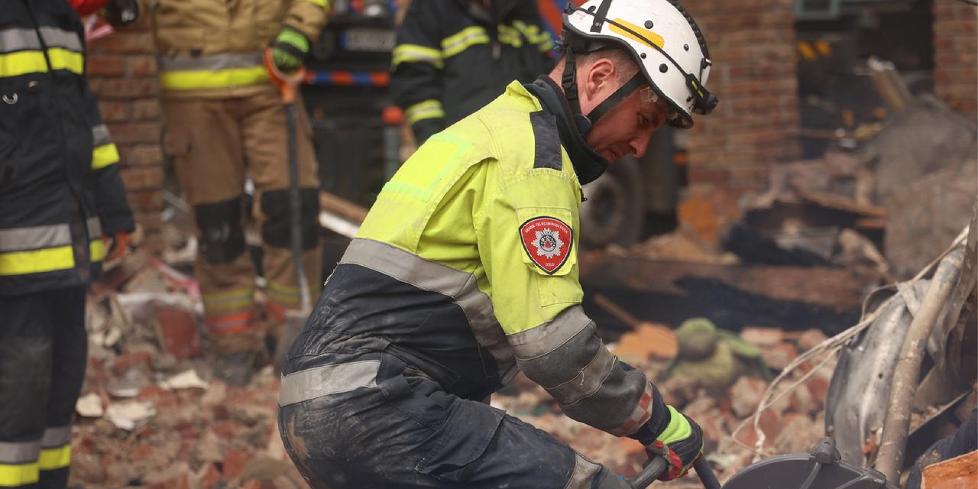 В Днепре — пятеро погибших в результате российской атаки, поисковые работы завершены — ГСЧС