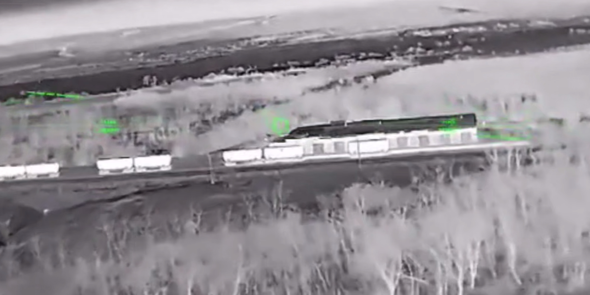 СБУ и Силы беспилотных систем уничтожили цистерны с горючим, которые ехали к россиянам на фронт