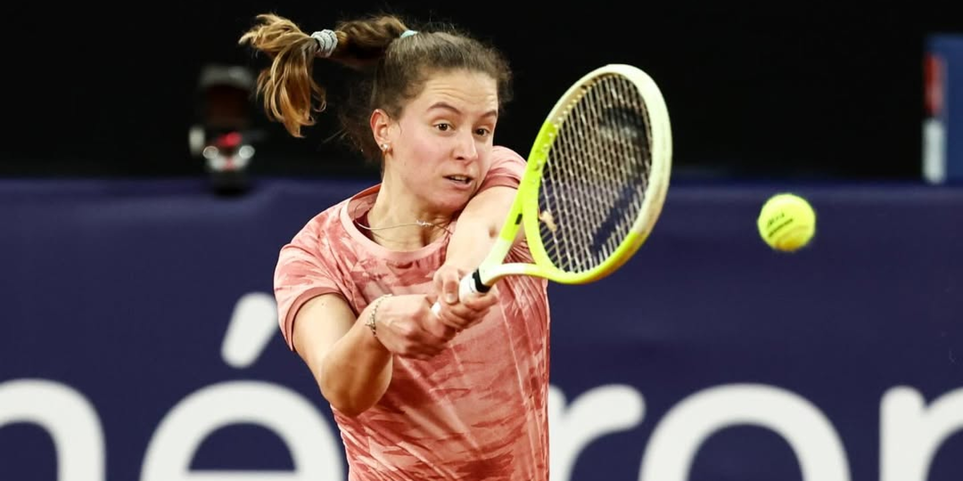 19-летняя украинская теннисистка сенсационно вышла в полуфинал на дебютном турнире WTA