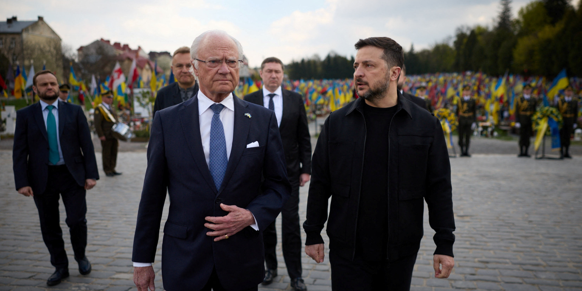 King Carl XVI Gustaf and Volodymyr Zelenskyy (Photo: Ukrainian Presidential Press Service/Handout via REUTERS)
