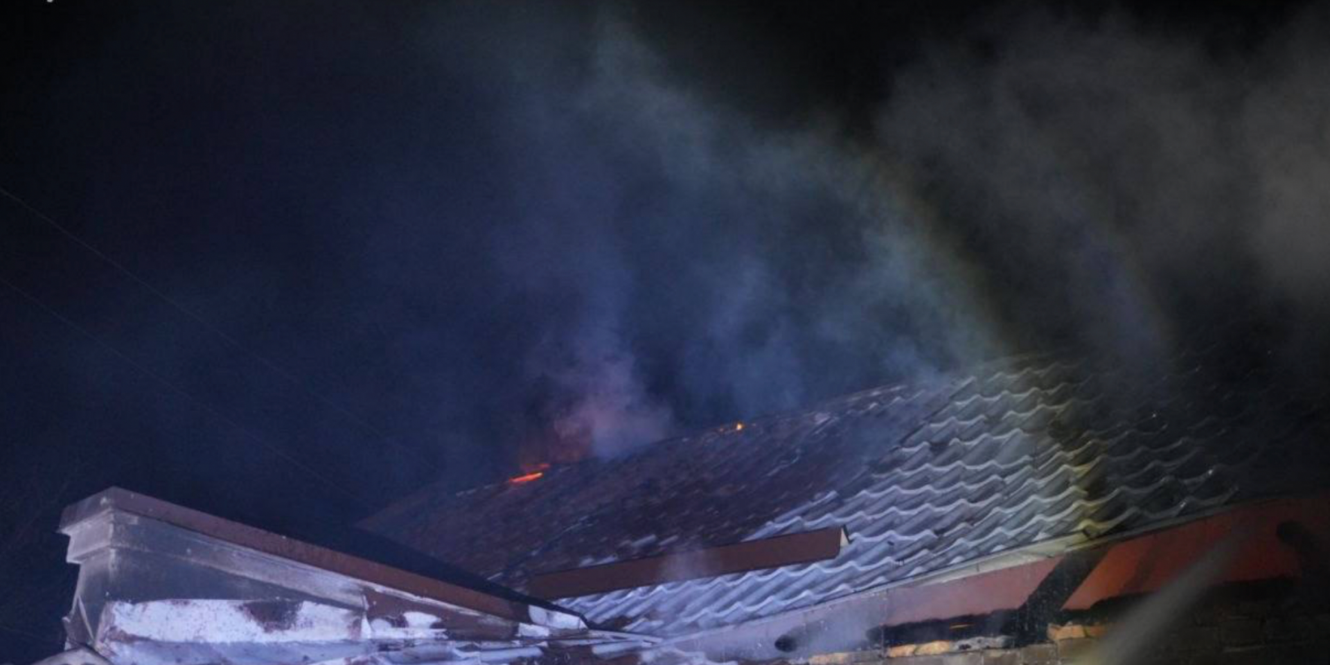 Россия ночью атакует Украину дронами, в Запорожье в результате атаки поврежден объект инфраструктуры