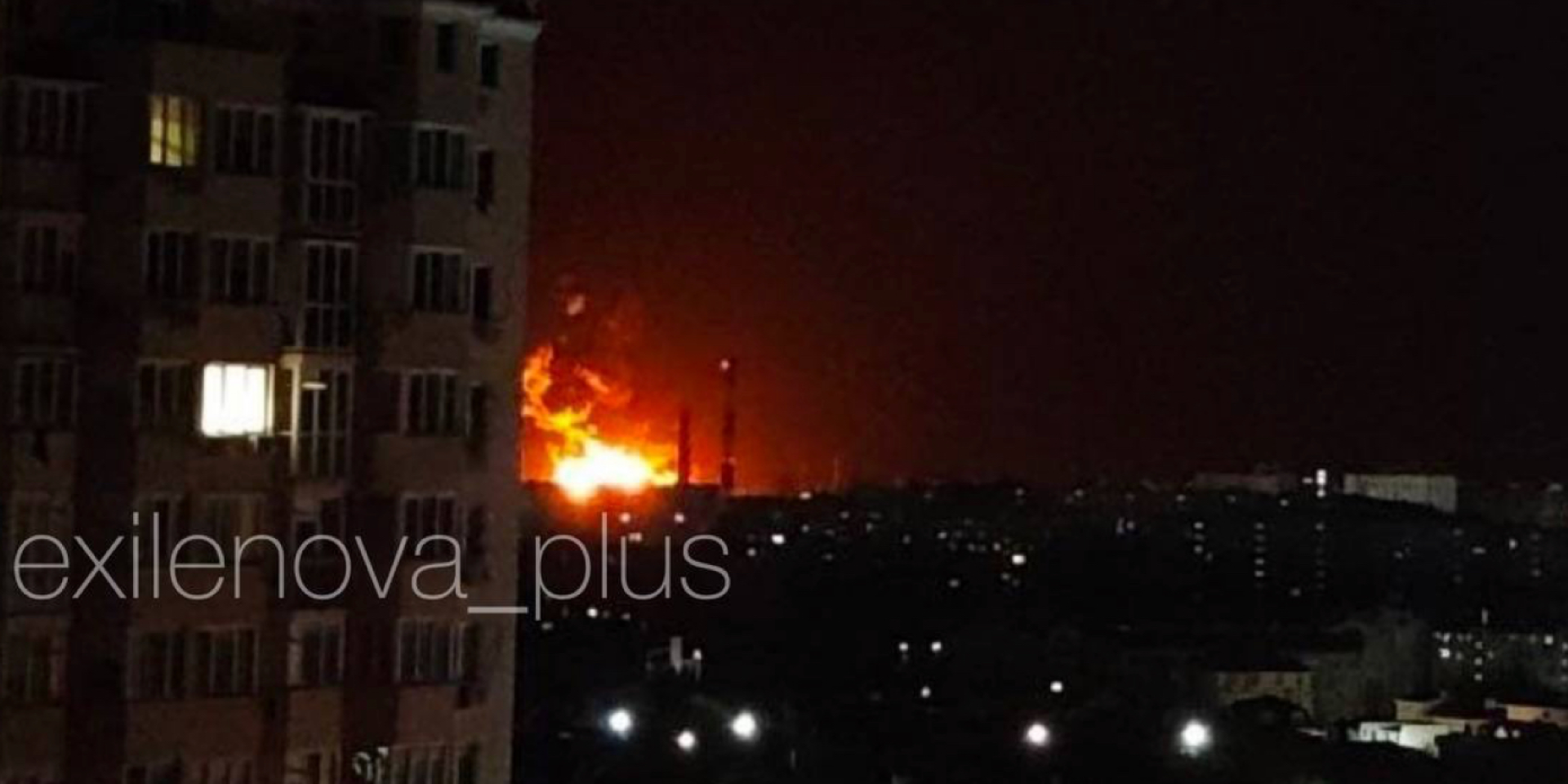В Севастополе ночью раздавались взрывы, оккупационные власти заявили о пожаре резервуара