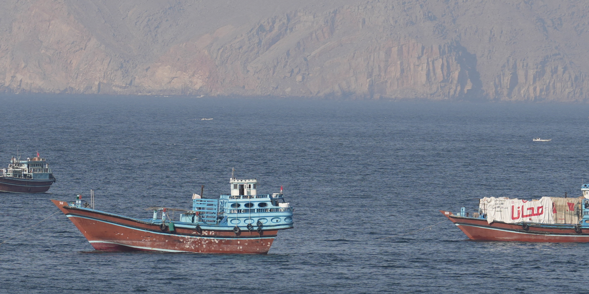 В Иране пригрозили расстреливать суда, которые будут приближаться к Ормузскому проливу