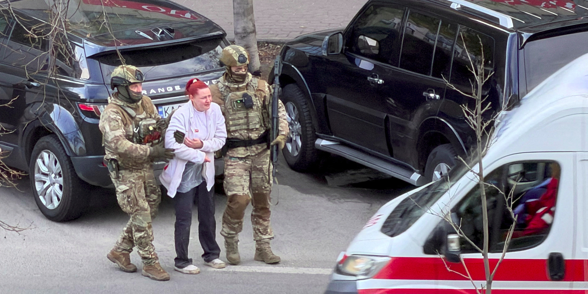 Все началось с бытовой ссоры. Стали известны новые подробности теракта в Киеве и безуспешных переговоров со стрелком