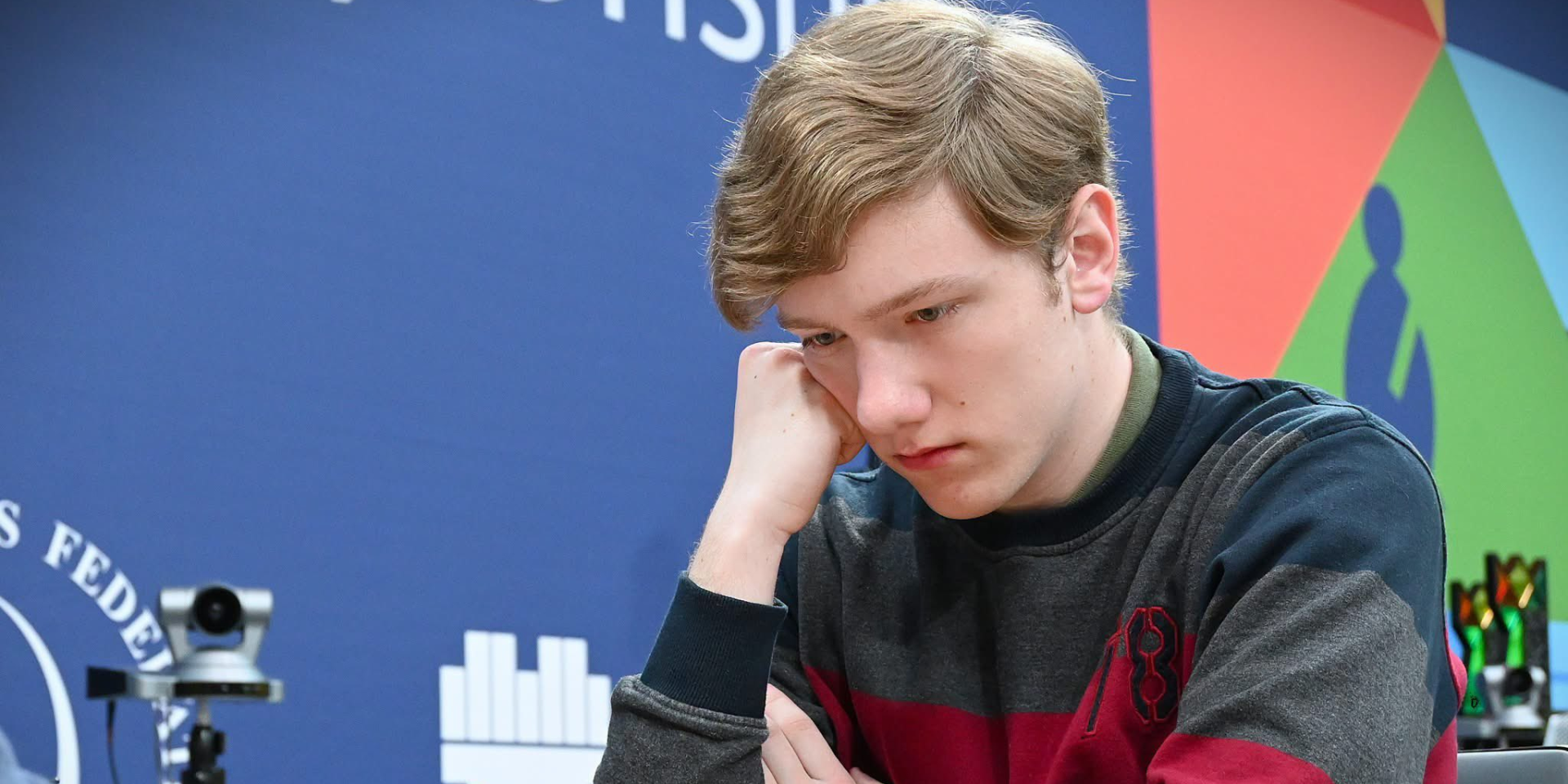 17-летний украинец Дегтярев сенсационно выиграл чемпионат Европы по шахматам