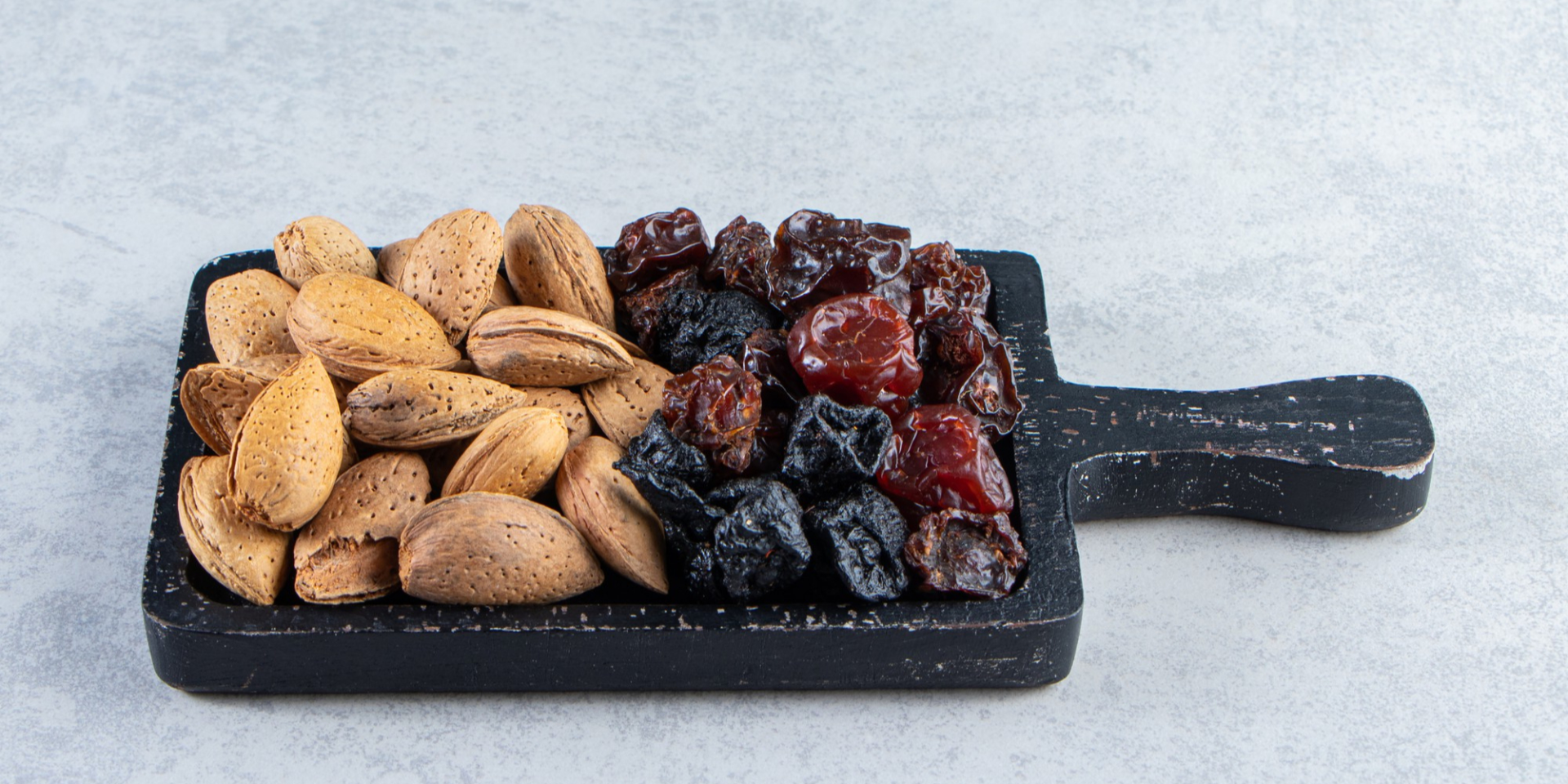 Просыпаетесь от голода? Эта закуска может поспособствовать лучшему сну ночью