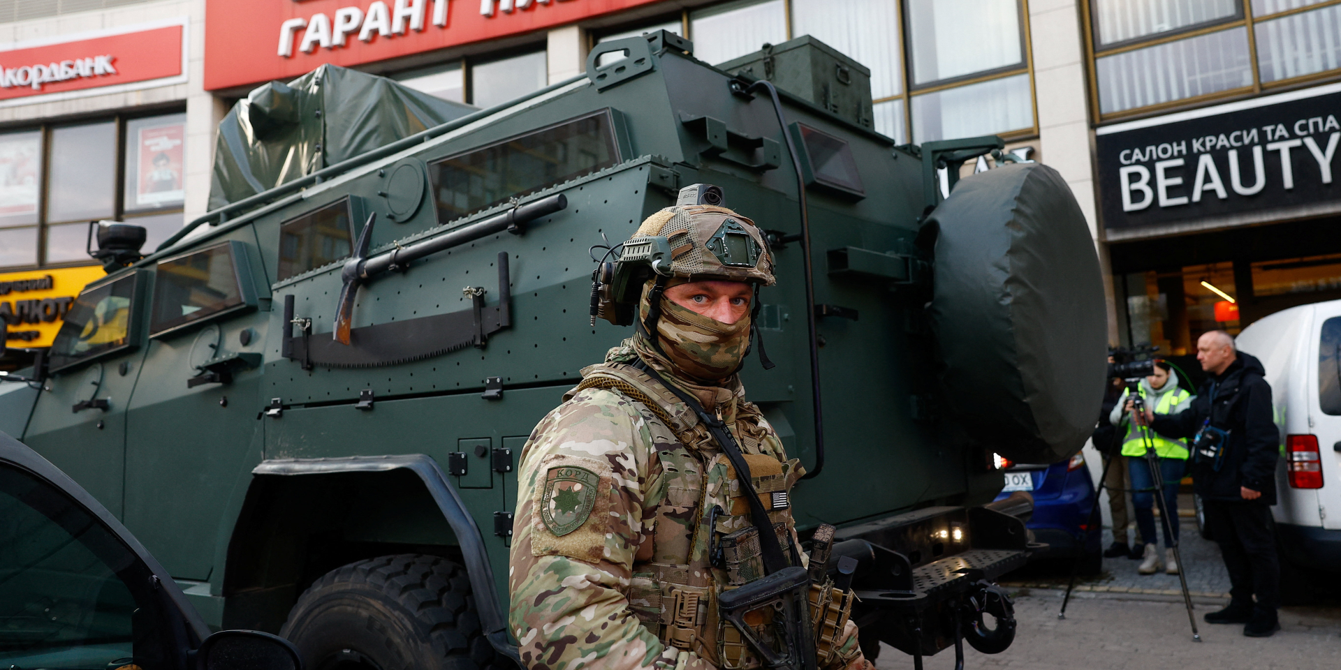 Українська поліція вбила чоловіка, який вчинив теракт у Києві (Фото: REUTERS/Valentyn Ogirenko)