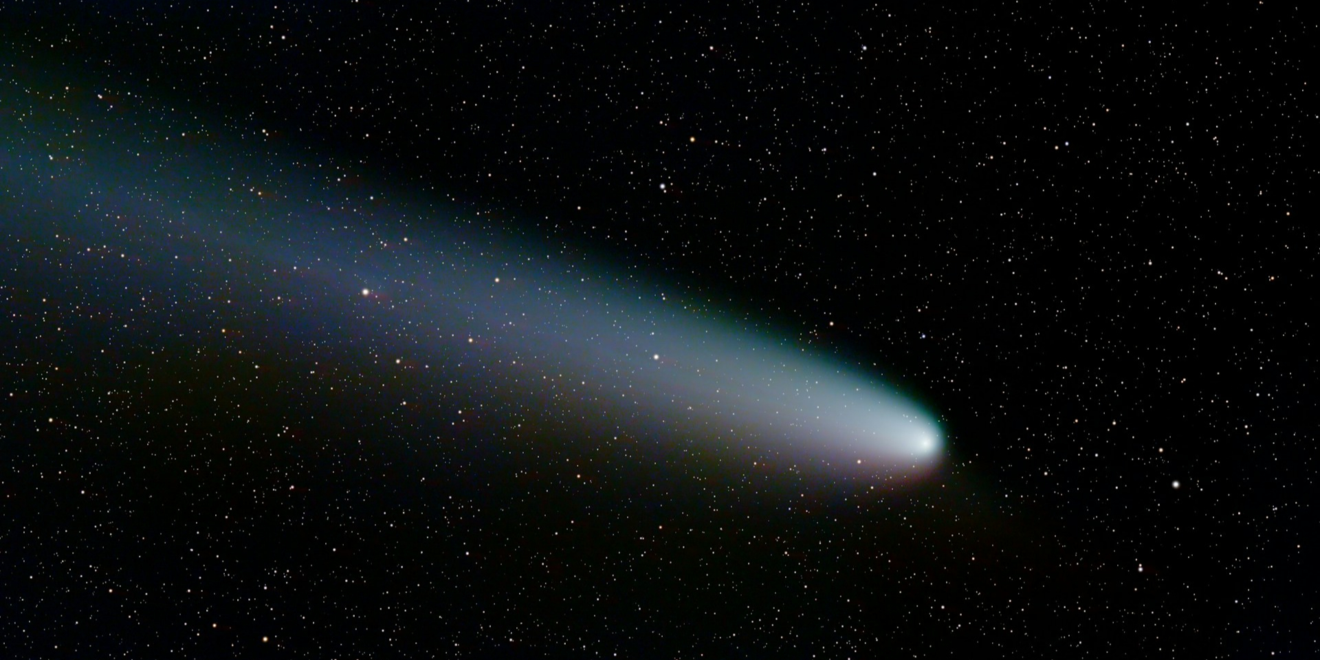 Загадка небесных тел. Комета ATLAS изменила химический состав после приближения к Солнцу