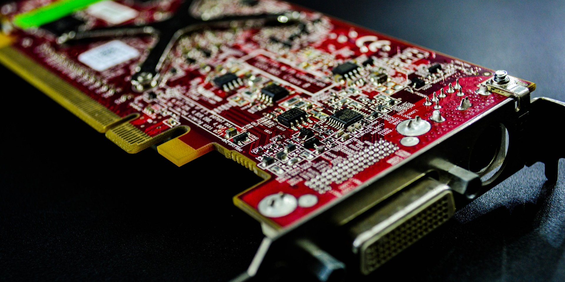 Дефицит памяти будет продолжаться. Цены на RAM могут не упасть до 2027 года