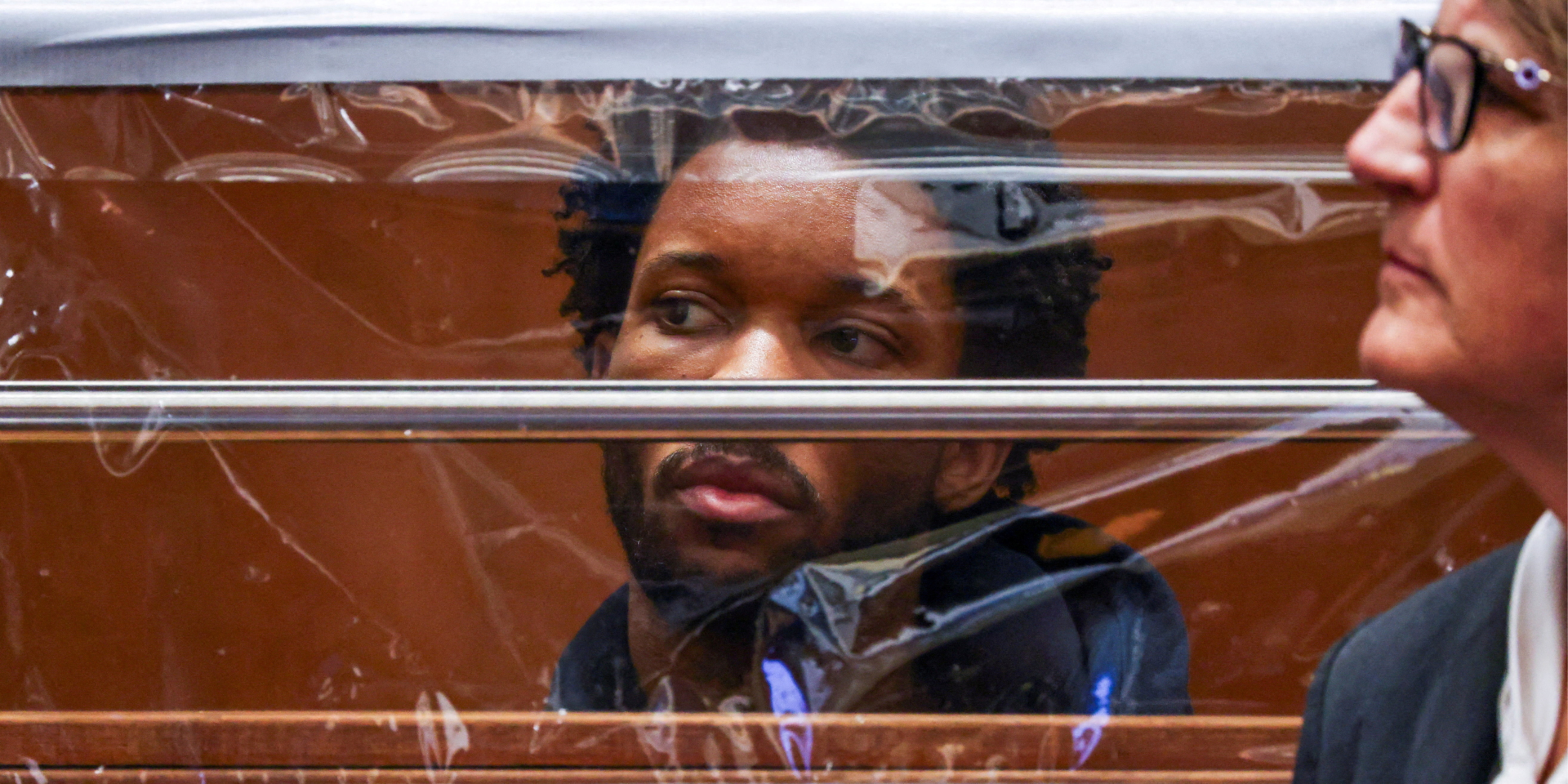 Останки тела нашли в его авто. Певца D4vd обвинили в убийстве 14-летней девочки, с которой у него вероятно были сексуальные отношения