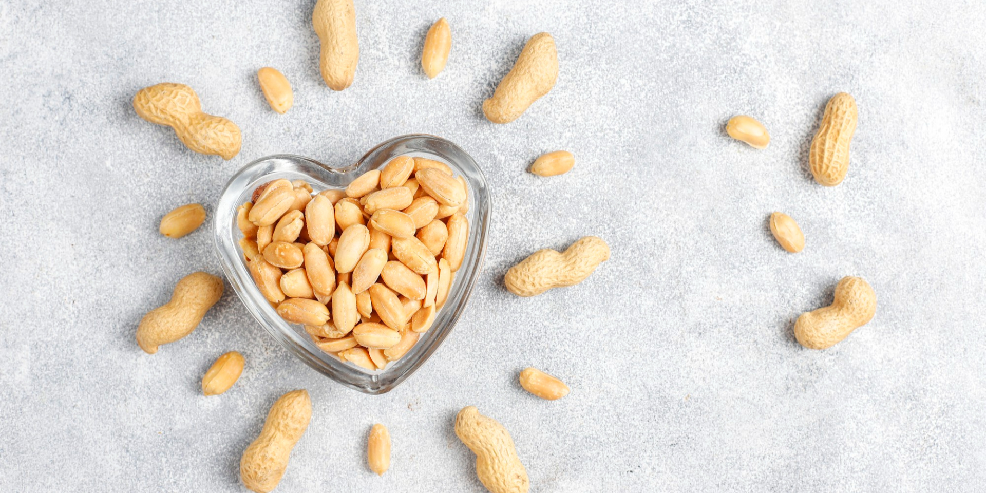 Не только соленая закуска. Чем полезен арахис и с чем его есть