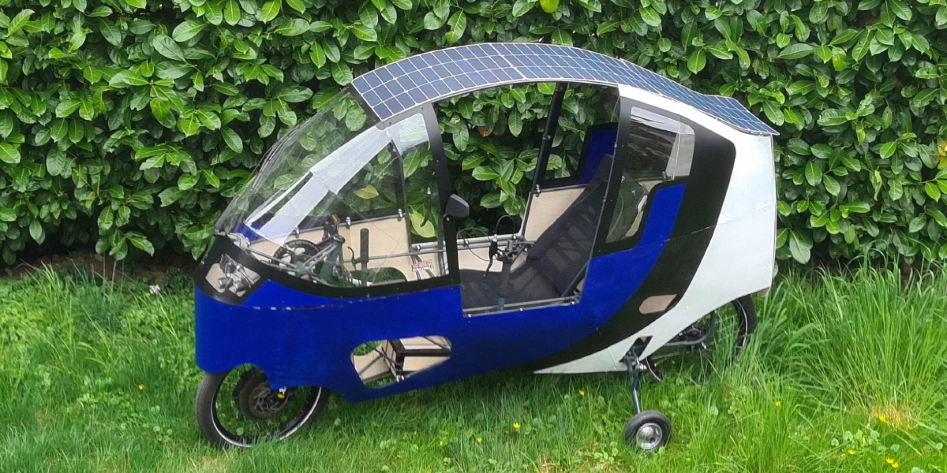Мобильный отель на педалях. Швейцарцы создали трансформируемый веломобиль, сочетающий велосипед и квадроцикл