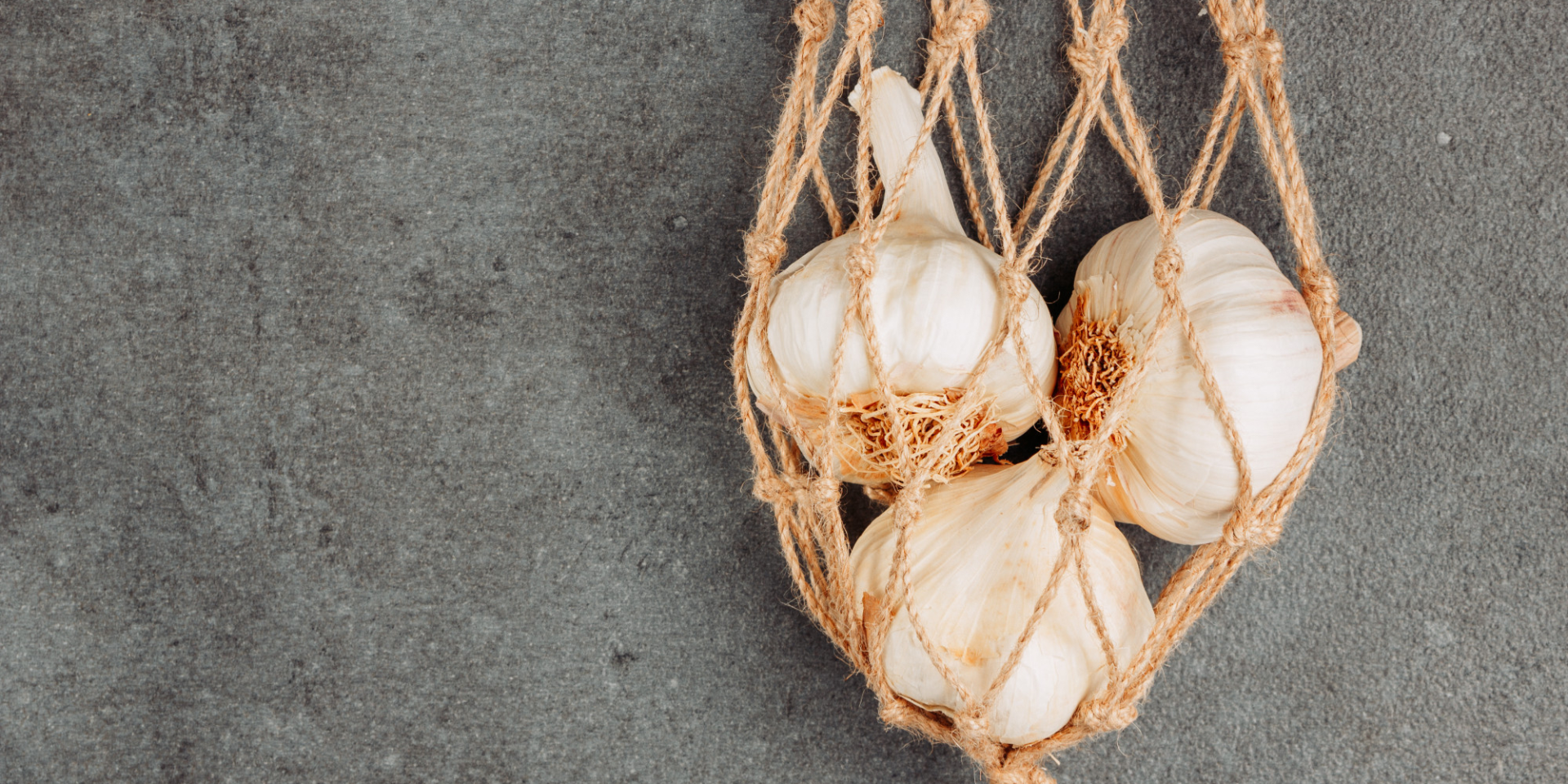 Чтобы достичь совершенства. Почему чеснок так быстро подгорает в сковороде, и как готовить правильно