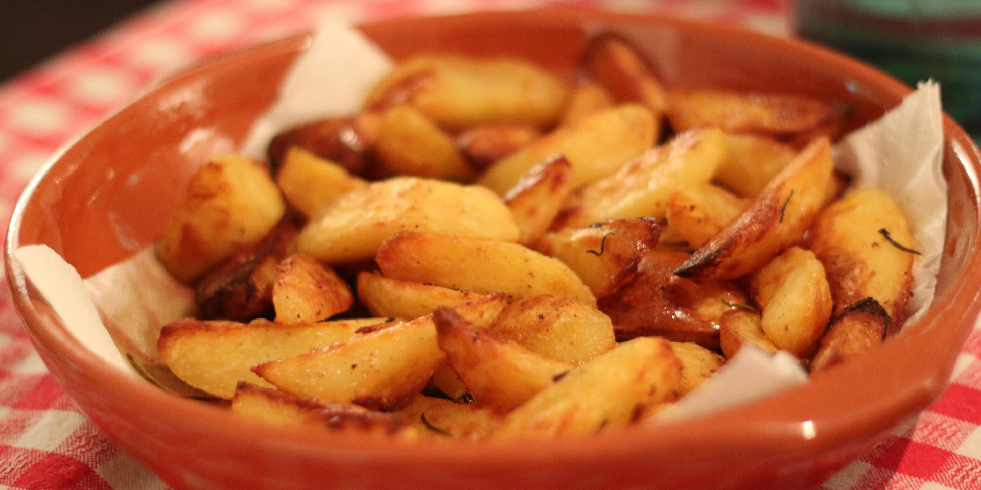 Всего 5 минут — и картофель фри будет готов быстрее: простой прием с горячей водой, который знают шефы